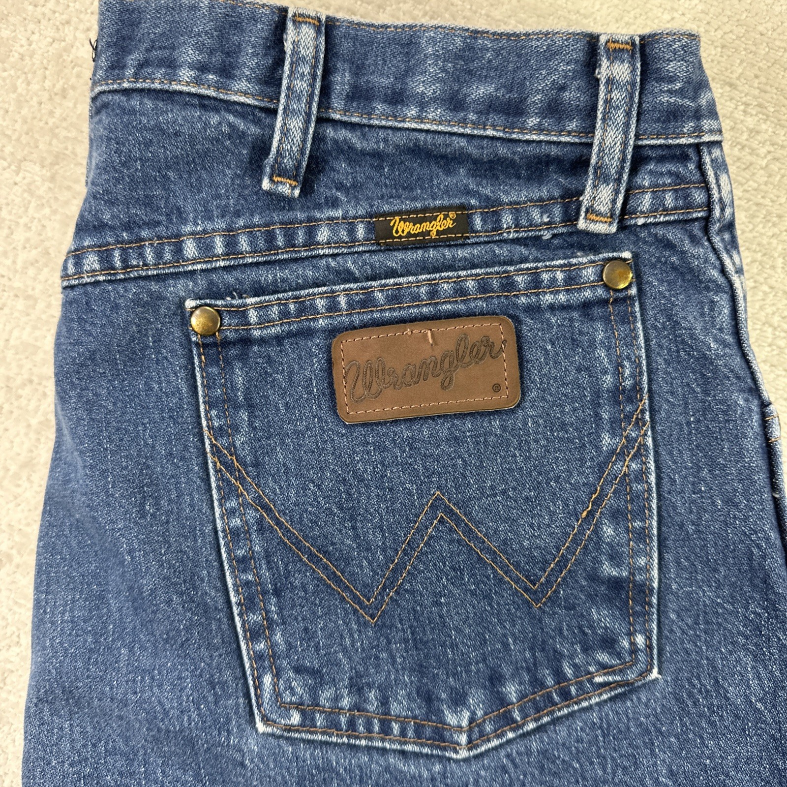 Wrangler 47MWZ Jeans Mens 38X30 Blue Cowboy Cut Regular Fit Dark Wash Stretch