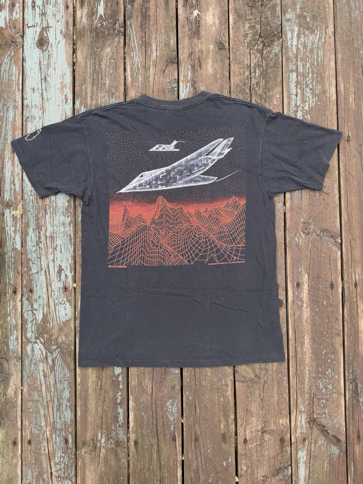 Vintage 1989 Blackbird F-117 Stealth Fighter Tee. single stitch. made in usa.