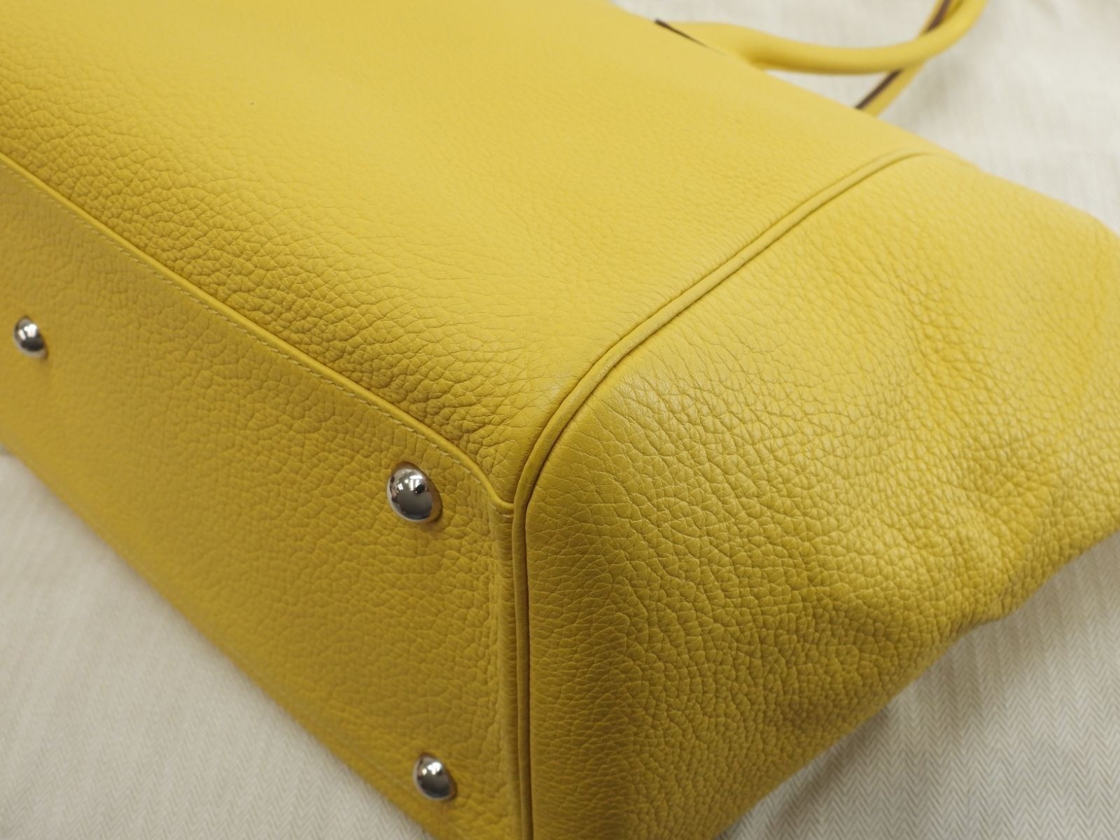 Hermes Paris Bombay 40 Tote Bag Taurillon Clemence Yellow 21.6*10.2*7 inch
