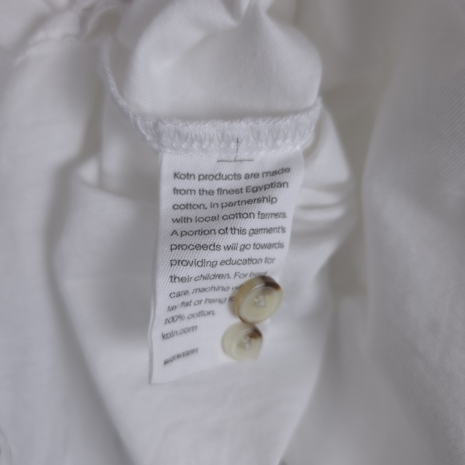 KOTN Shirt Mens Medium White Egyptian Cotton Lightweight Long Sleeve Button