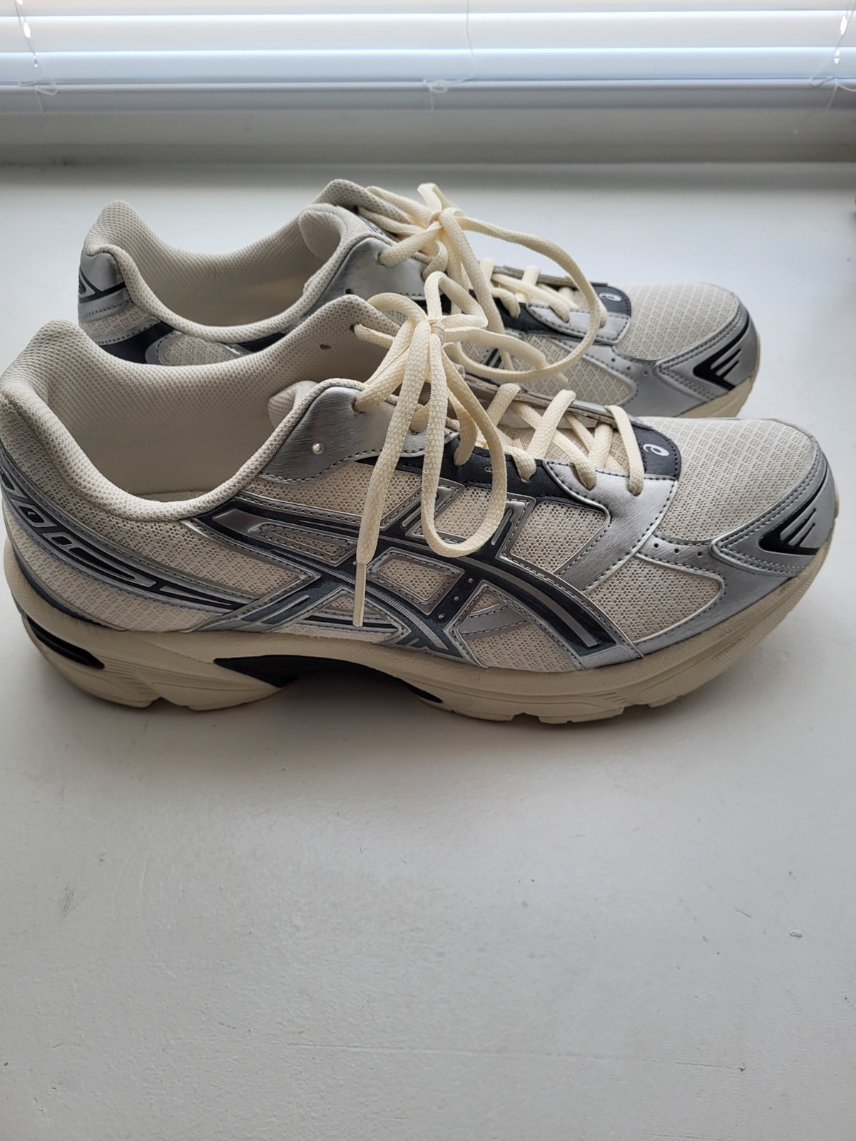ASICS Gel 1130 Cream/Grey Men’s Shoes – 11.5 US – Lightly Used No Box