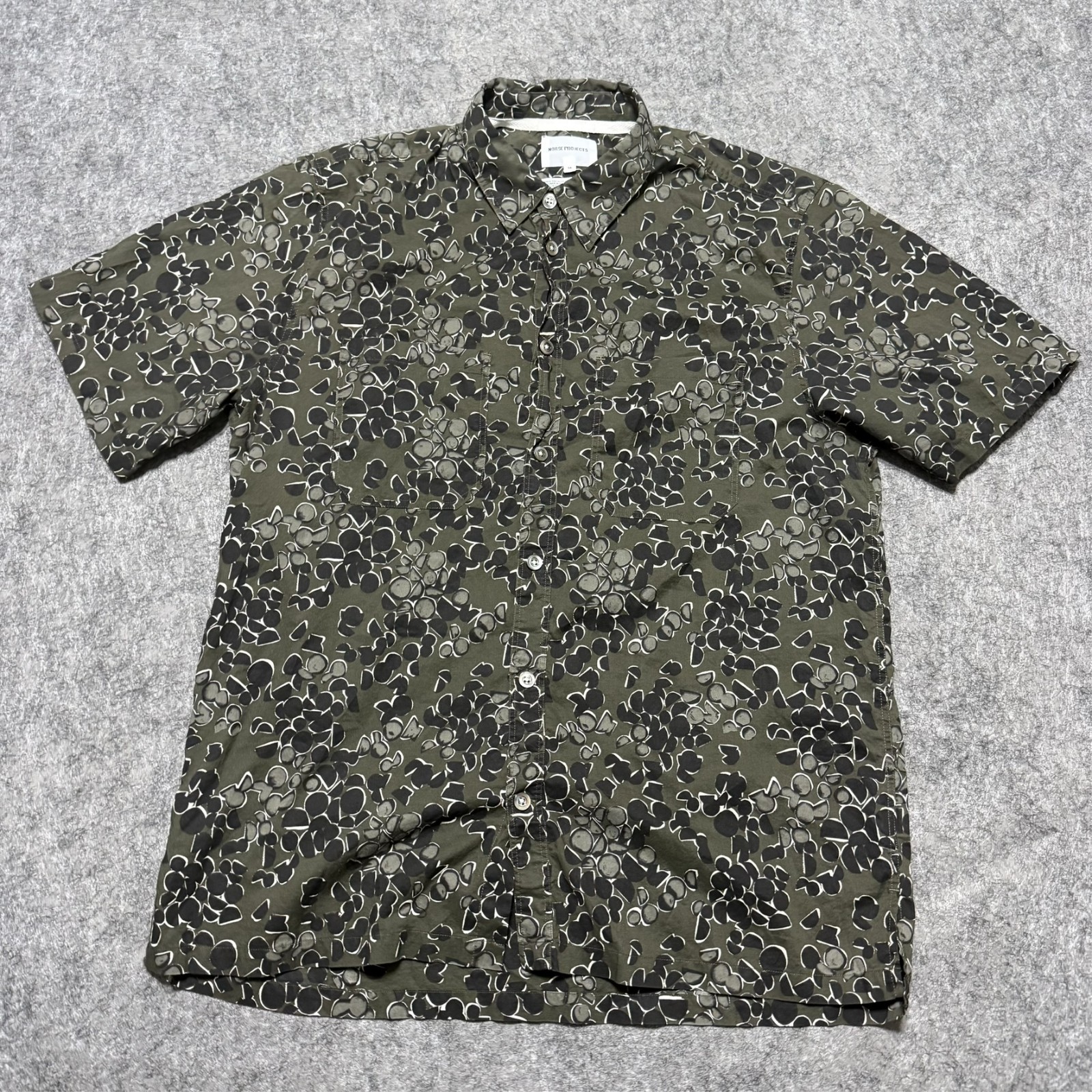 Norse Projects Mens Shirt Size L Green Floral Geometric Print Button Up Pocket