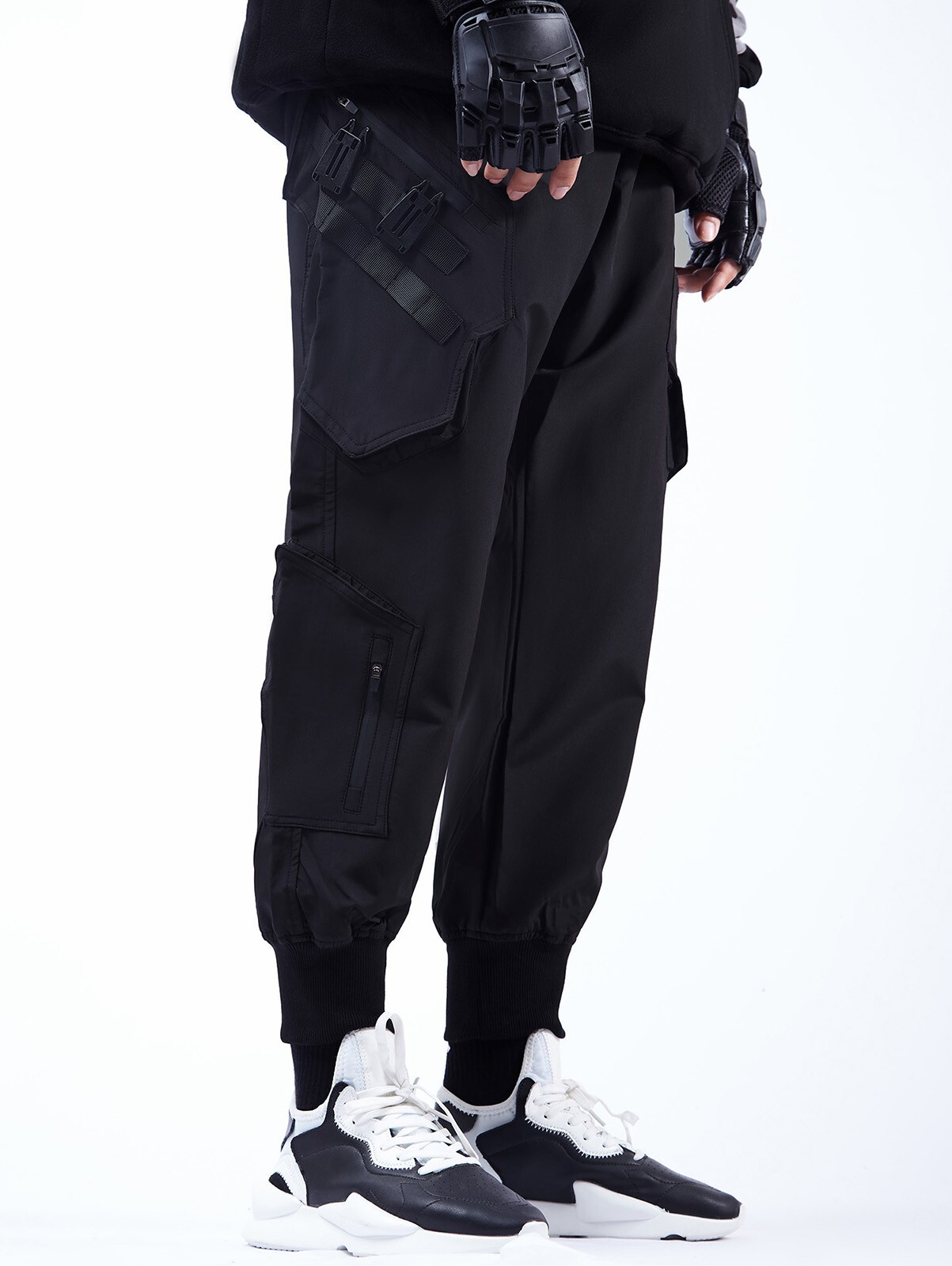 Niepce Black Strapped Pants Techwear Streetwear Cargo Joggers for Men