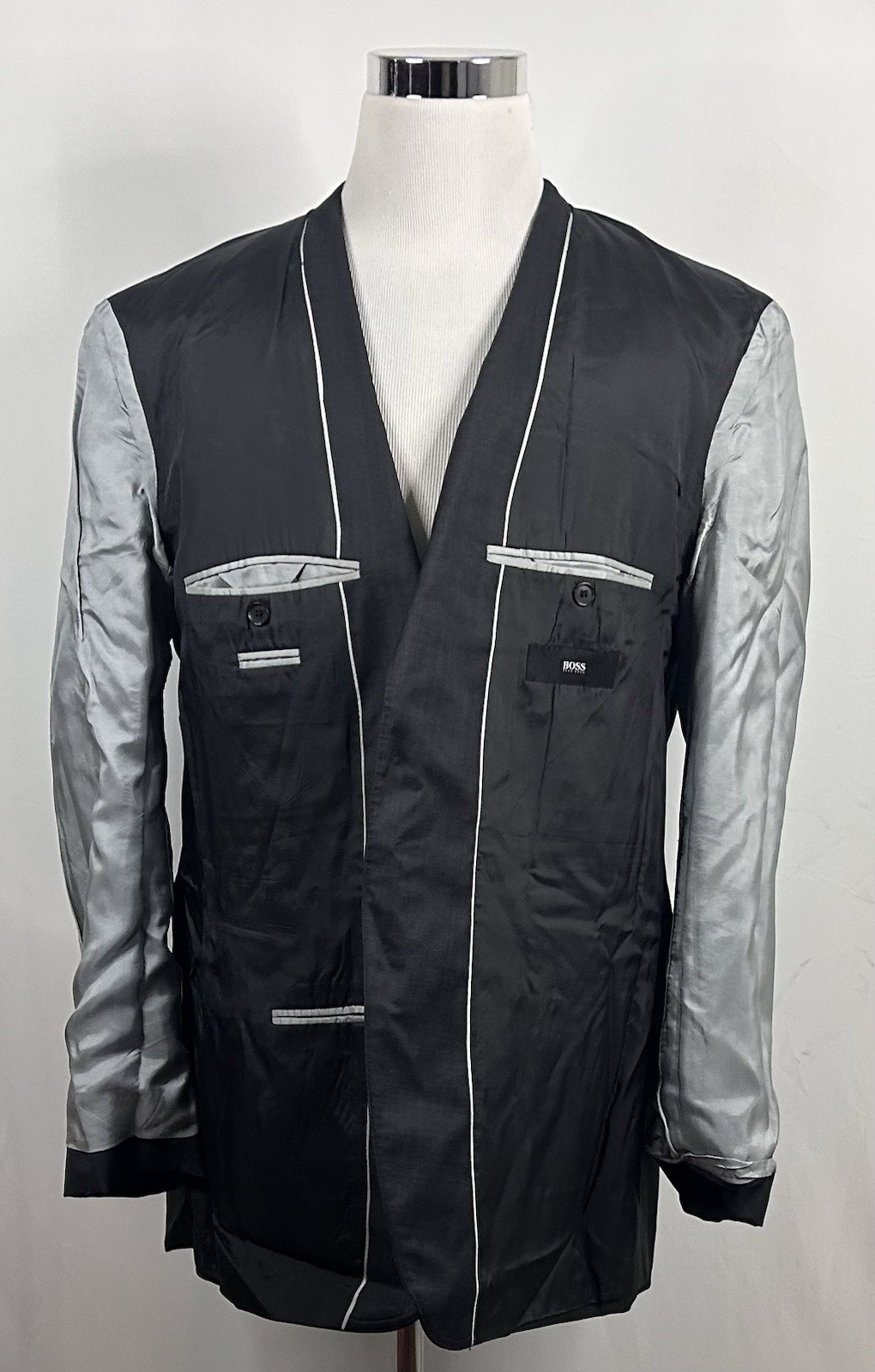 Hugo Boss 44L Jam75 Sharp3 Sport Coat 100% Wool Dark Gray Two Button Vented