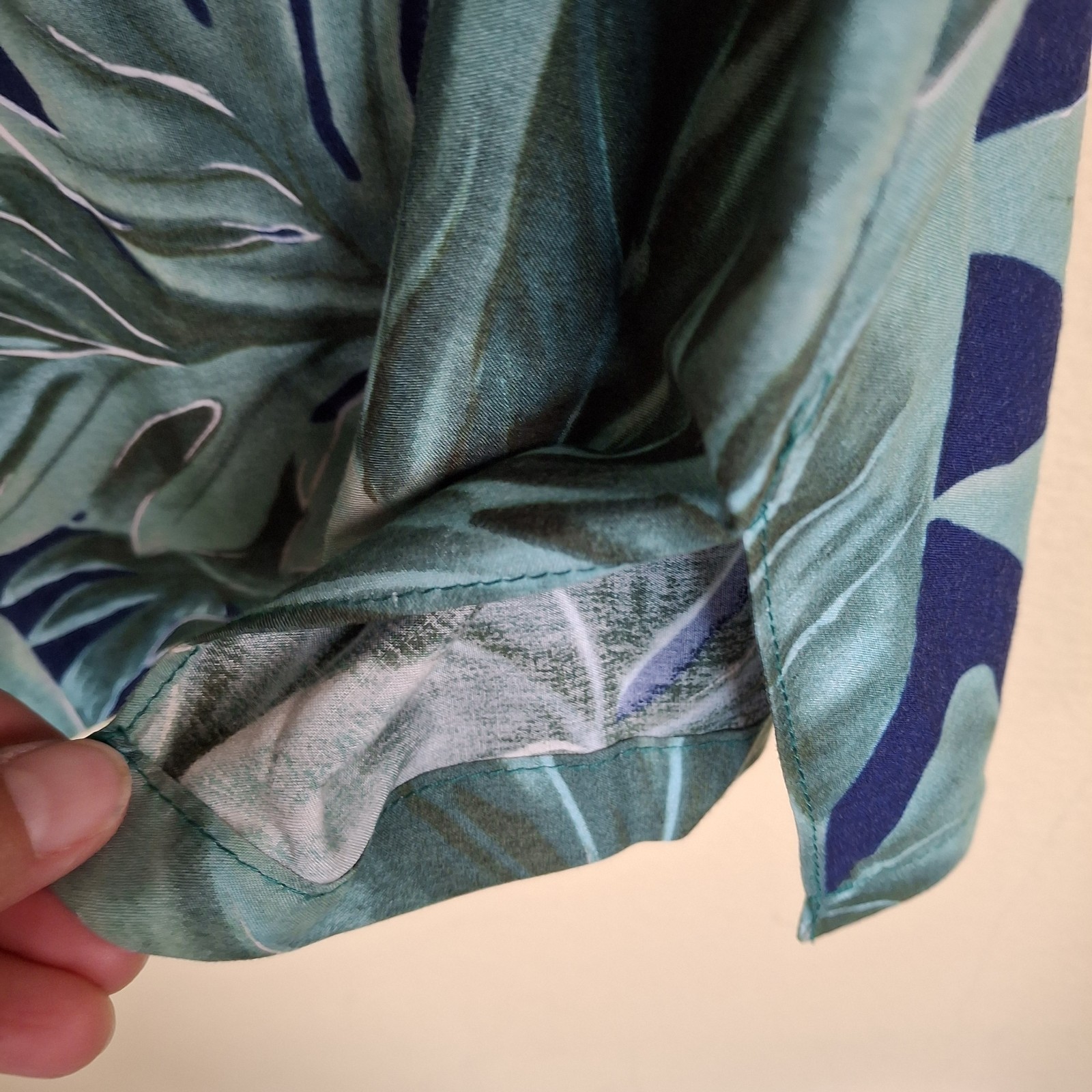 Vintage 1990s Tori Richard Mens XL Shirt Cocktails Martini Viscose Hawaiian USA