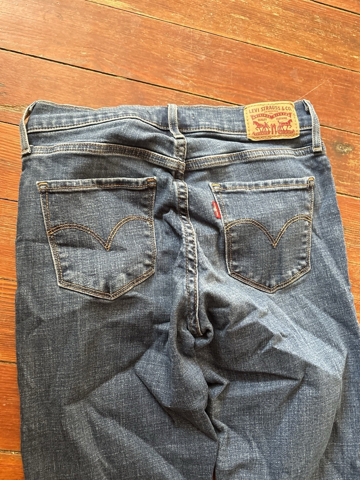 Levis Jeans Womens 25 Blue Denim 314 Shaping Straight zip fly Size 25×30