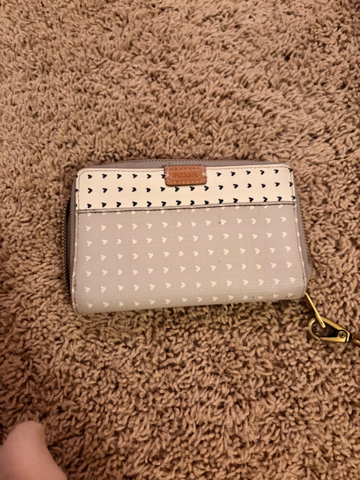 Fossil heart canvas clutch used