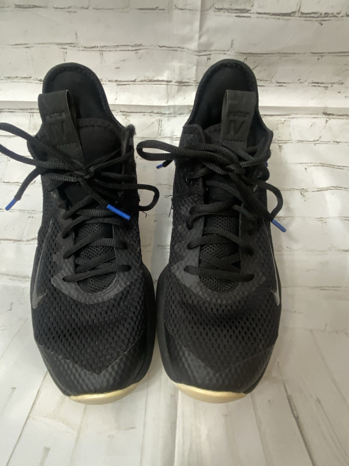 Nike Lebron James Witness 4 Black Hyper Cobalt Size 7
