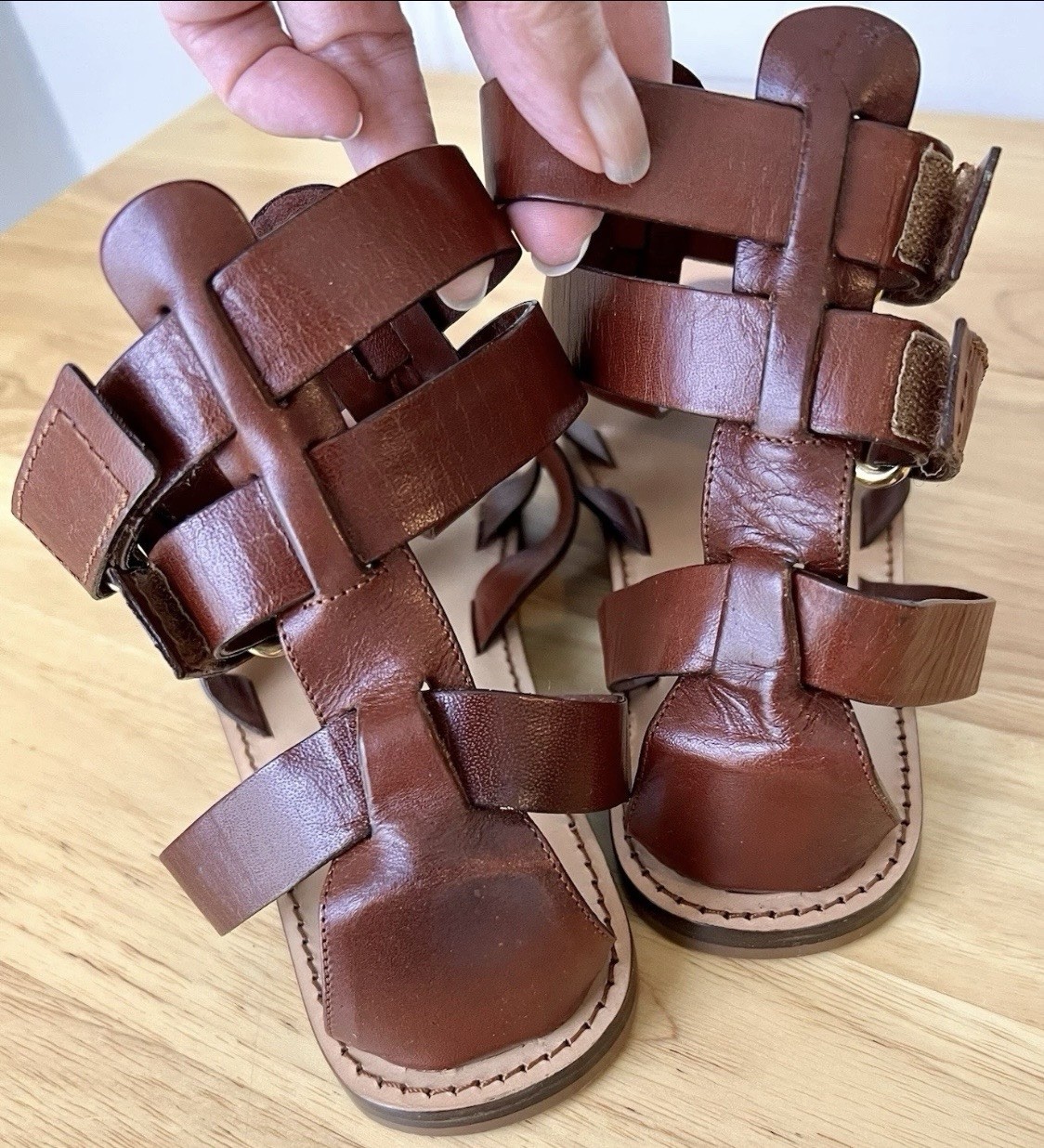 Dolce & Gabbana D&G Brown Leather Gladiator Sandals Flats Straps 39 9