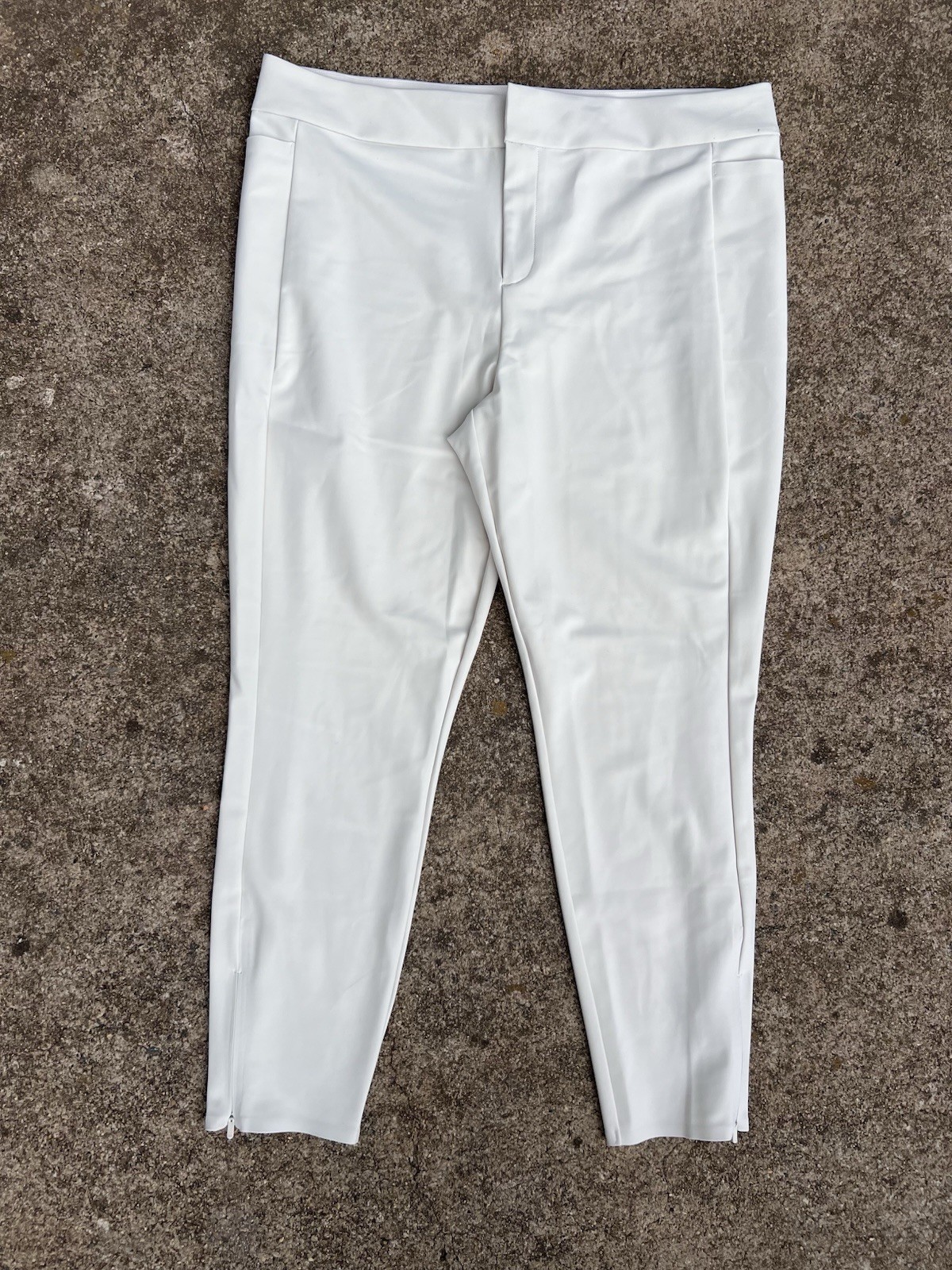 Athleta Size 16 Pants With Side Pockets Zip Cuffs Hook N Eye Closure Stretch