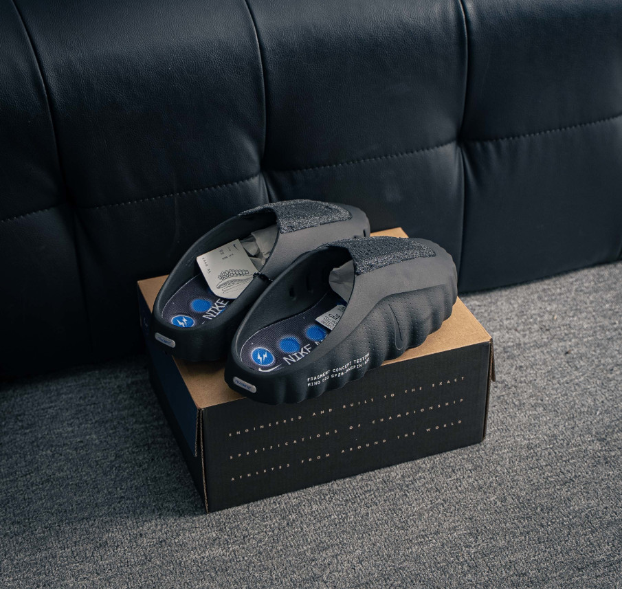 Nike .SWOOSH Mind 001 Slides – Rare Limited Edition Black Colorway