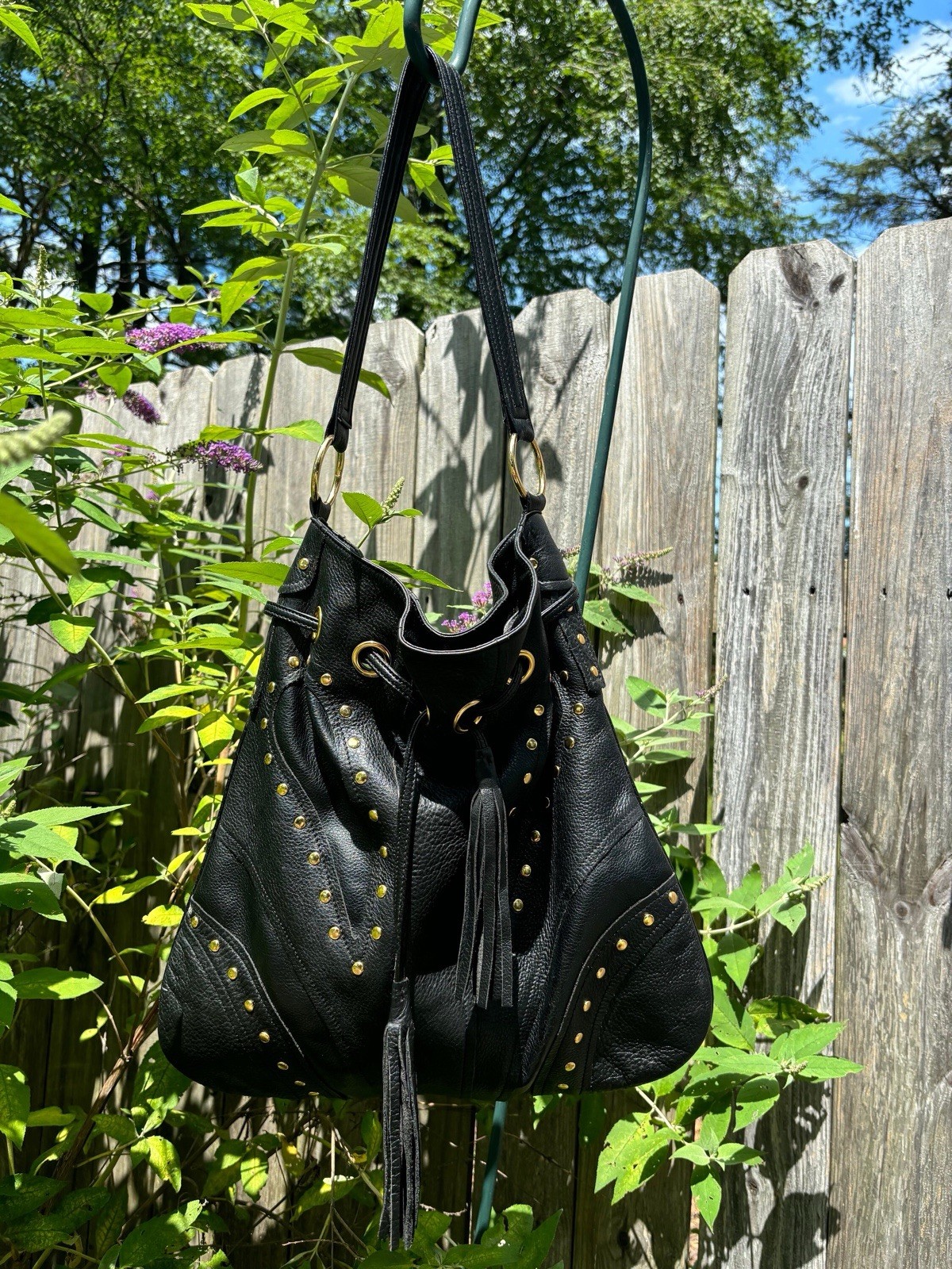 Genuine leather handbag black pre owned-Excellent Condition