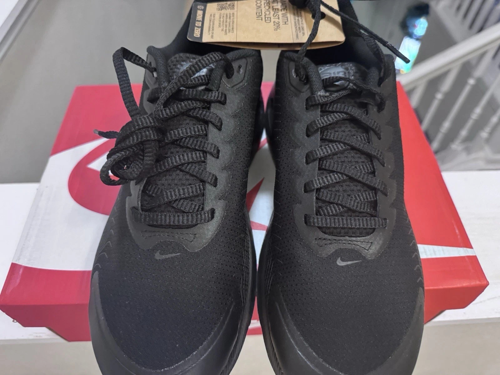 Nike Air Max Nuaxis Sneakers Men’s 10.5 Woman’s 12 Black Anthracite FD4329-004