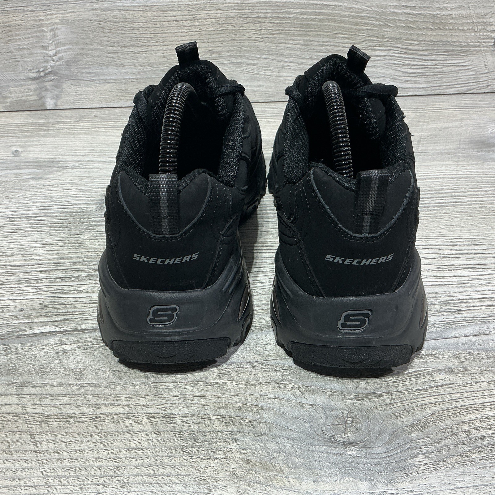 Skechers D’Lites Play On Black Womens Size 9 Wide Fit Sneakers 11949W