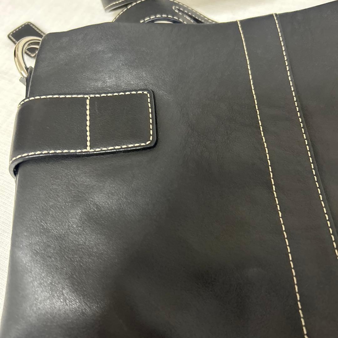 Coach Black Leather Shoulder Bag 10.6 inch Damaged Metal Zippers