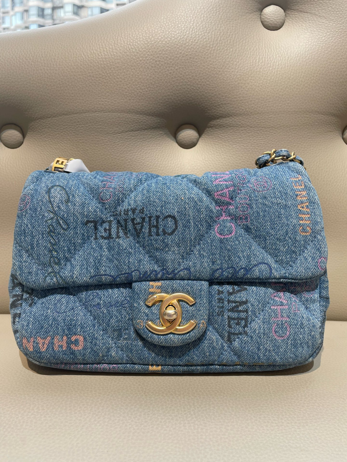 Chanel Classic Flap Blue Quilted Graffiti Denim Chain Bag,（ 20×12×6）cm