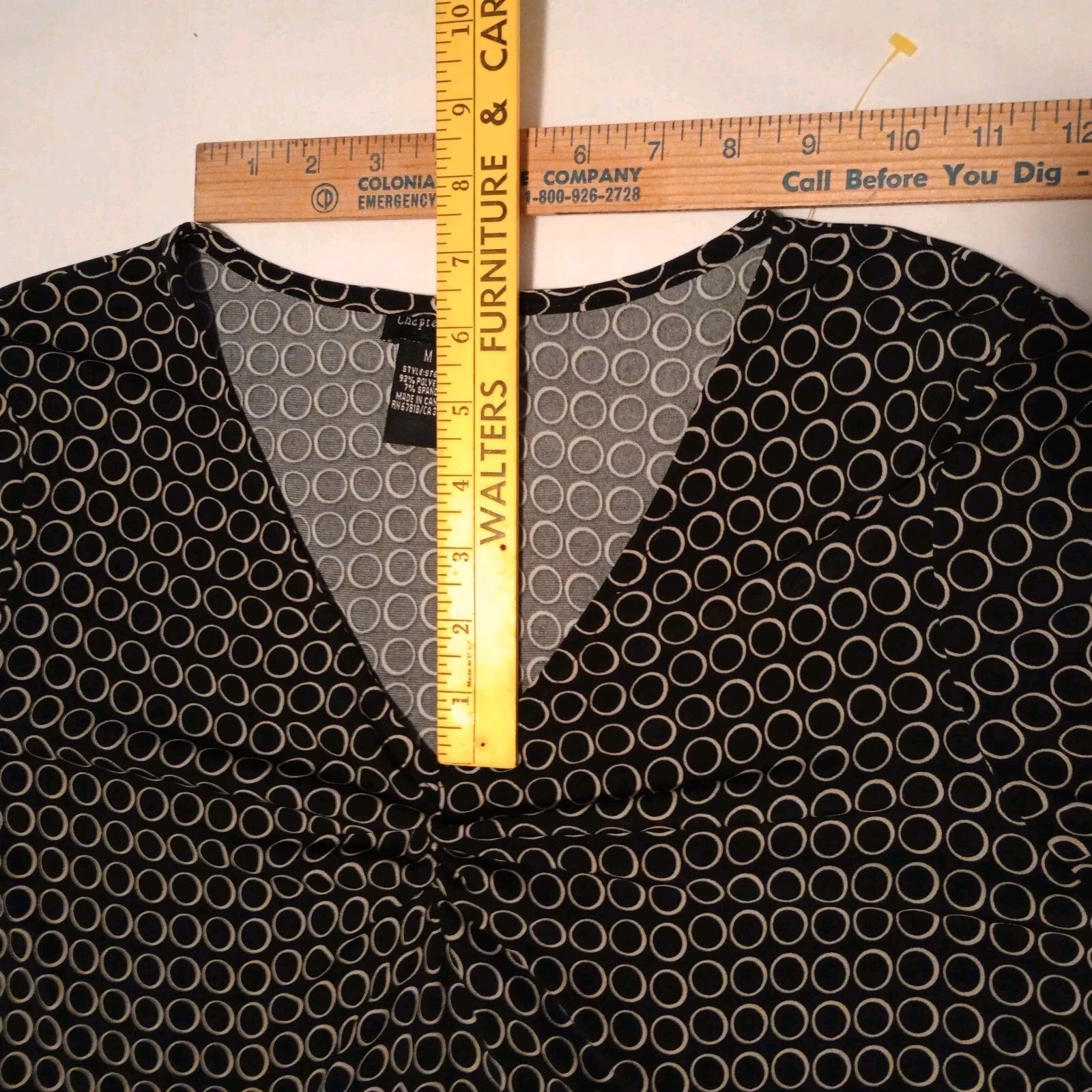 Chapter One Women’s Ruched Blouse Size M Black Beige Circles Knit Dressy EUC