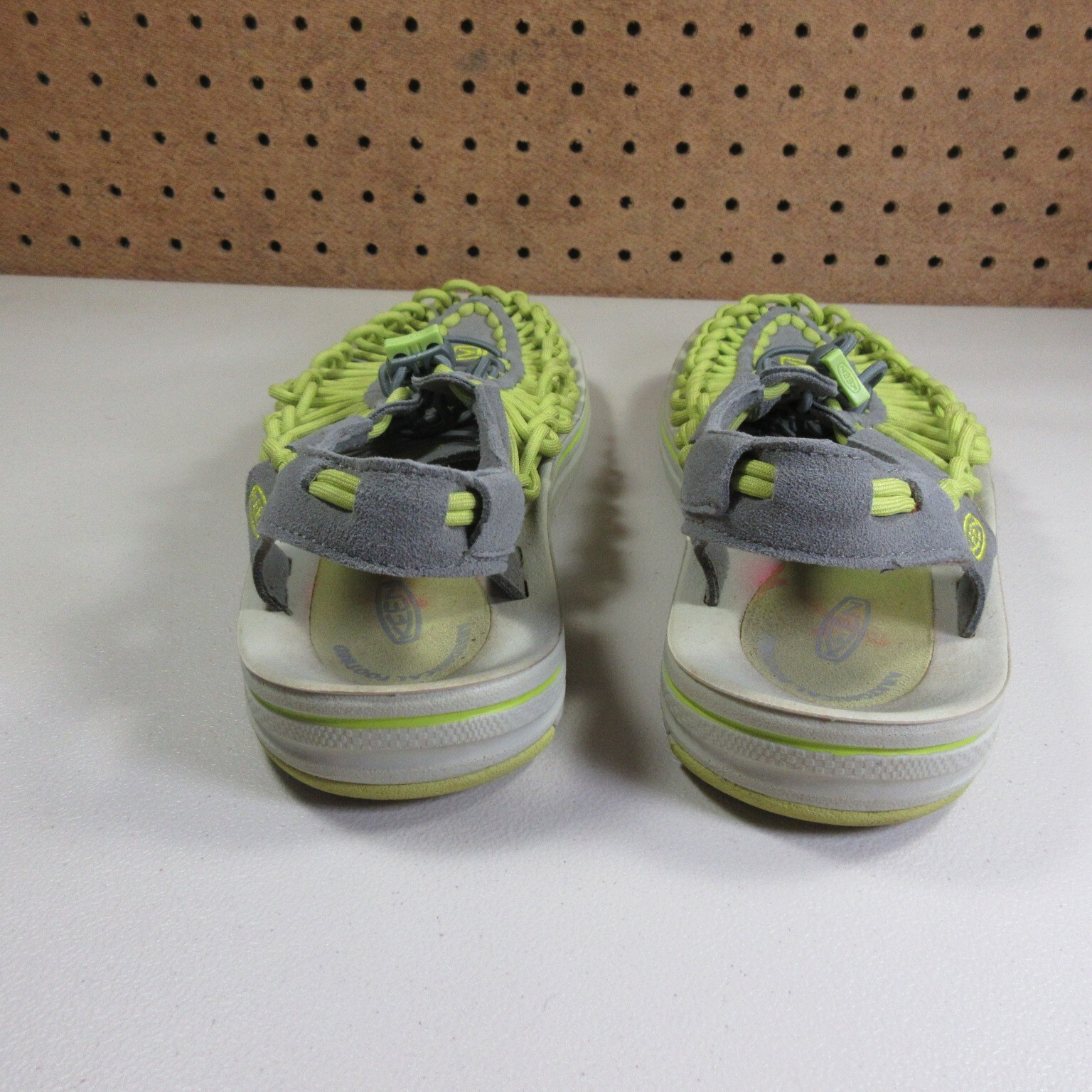 KEEN womens chartreuse an gray Uneek paracord strappy sandals 7.5 M