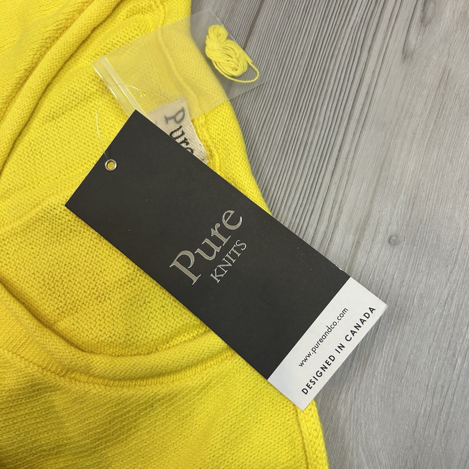 NWT Pure Knits Sweater Women’s XL Electric Yellow Artsy Buttons Iris Pullover