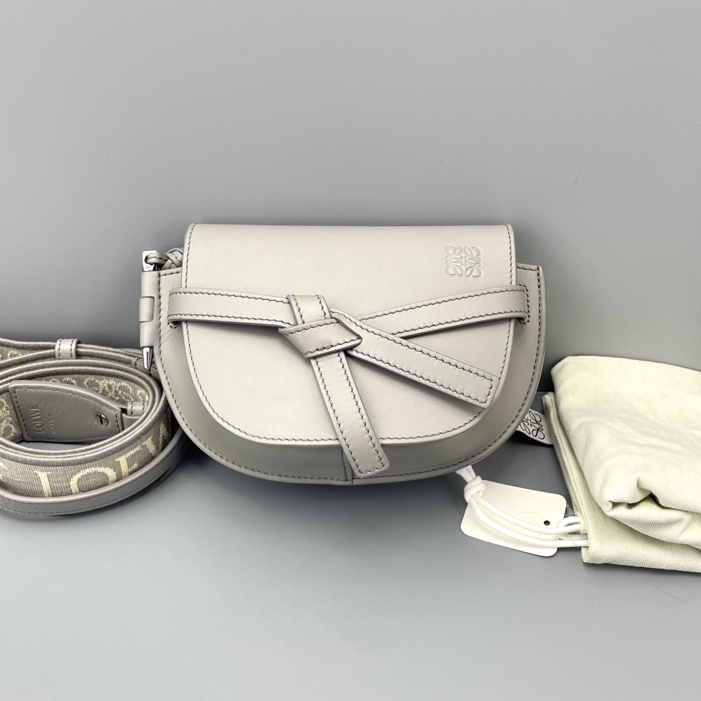 Loewe Pre-Owned Authentic Saddle Bag Grey 20*11*9cm Free Tracked Shipping