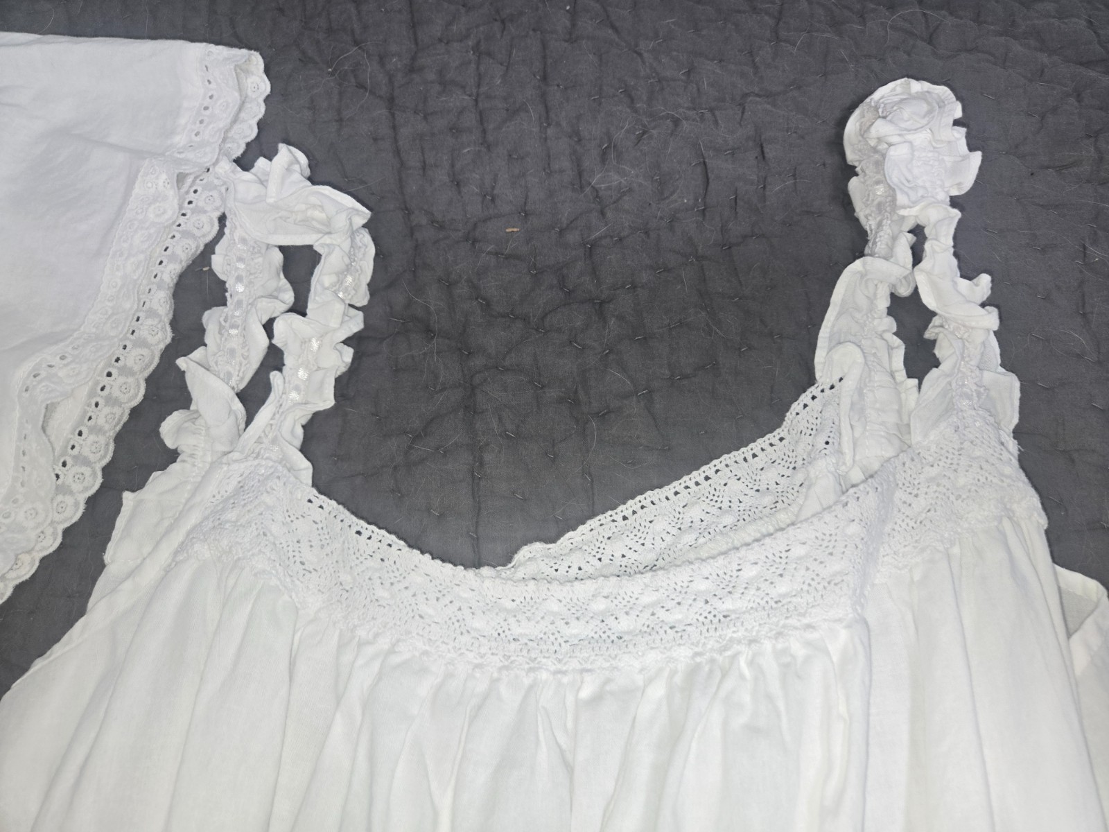 3pc Victorian The 1 for U – Long Sleeve Embroidered Robe & 2 Nightgowns XXXL us