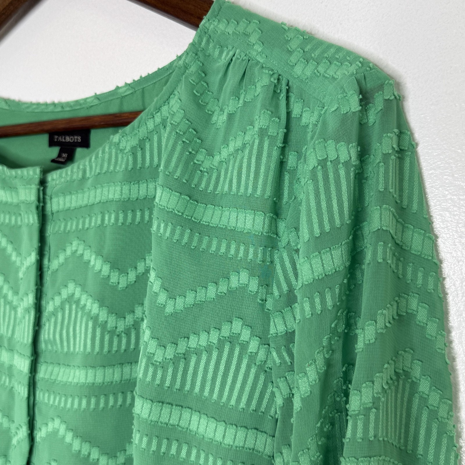 Talbots Shirt Womens XL Green Textured Sheer 3/4 Sleeve Tunic Blouse Top Xmas