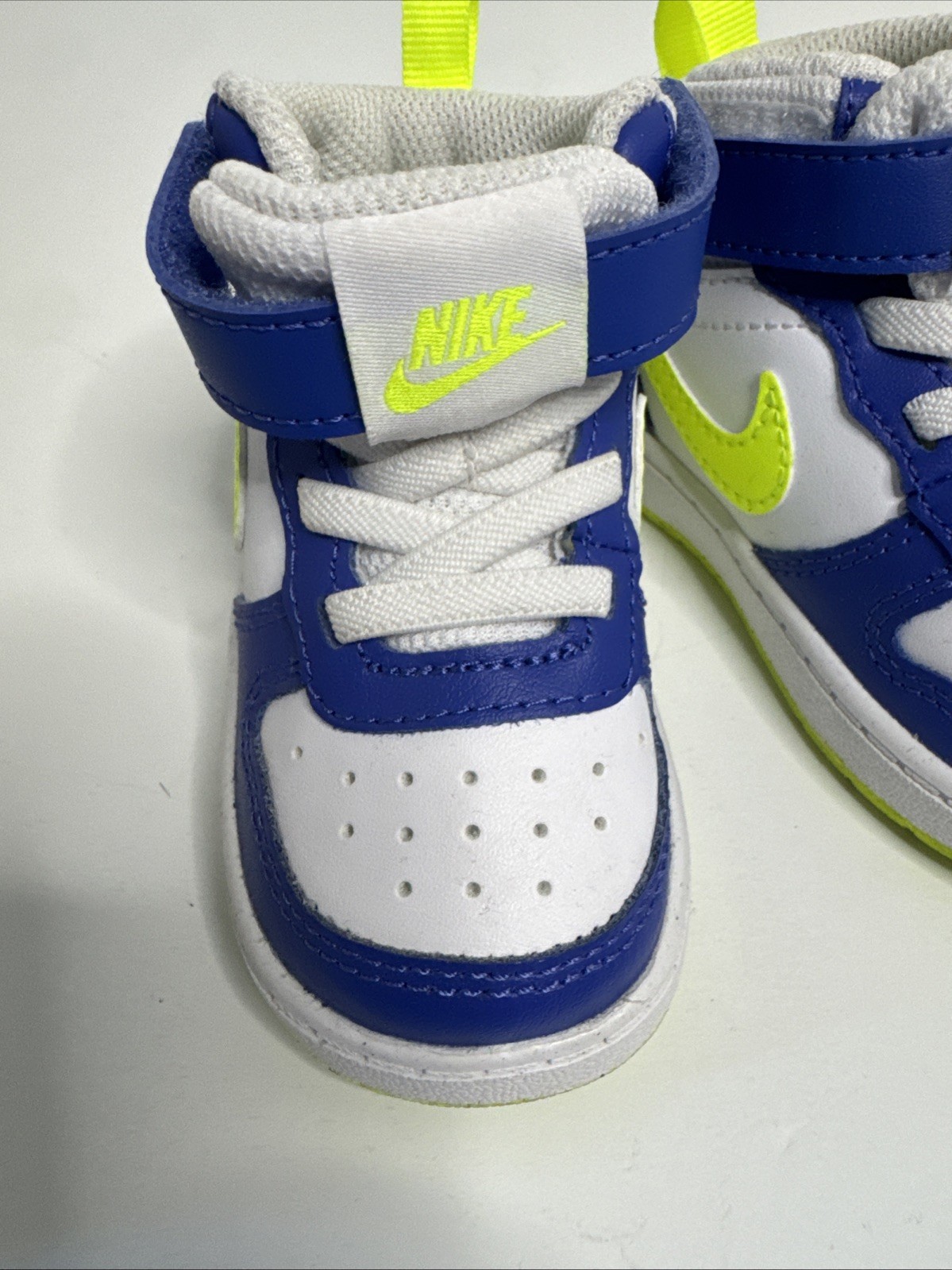 nike court borough mid 2 size 5