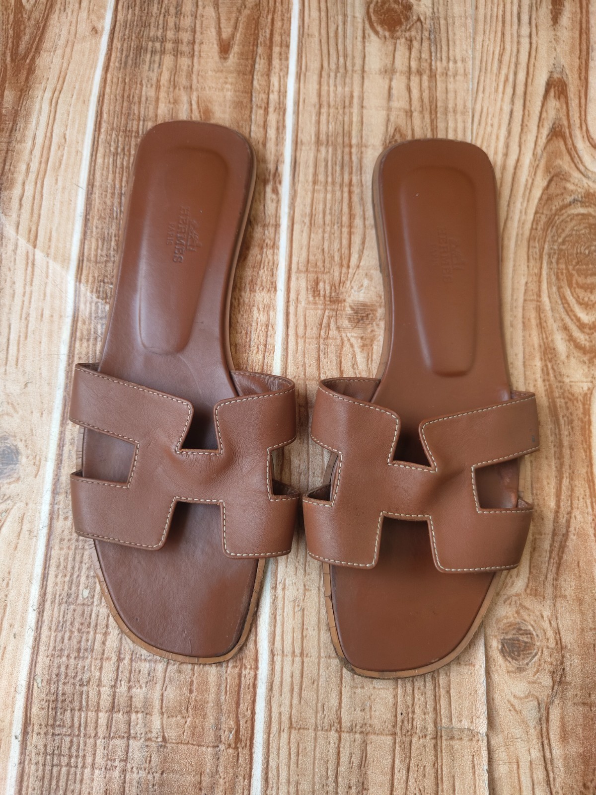 HERMES Oran Women’s Brown Leather Sandal Flats EU 40.5 / US 10.5