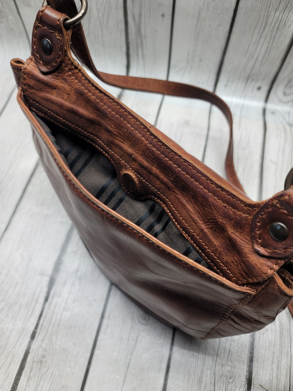 Frye Melissa Dark Cognac Brown Leather Flap Closure Saddle Crossbody Bag Purse