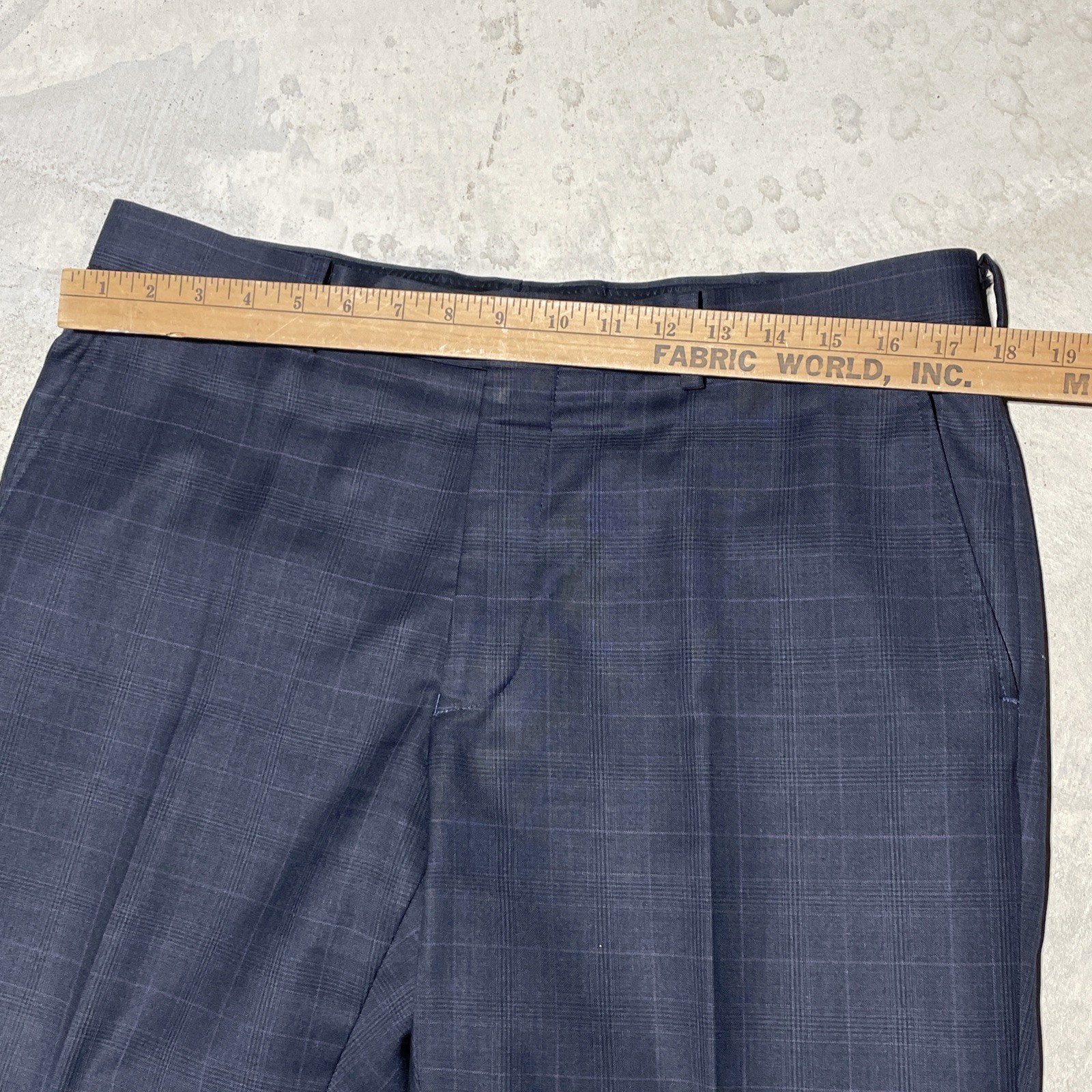 Savile Row Bespoke Grey Purple Plaid Wool Trevira Two-Piece Suit SZ L 36×29