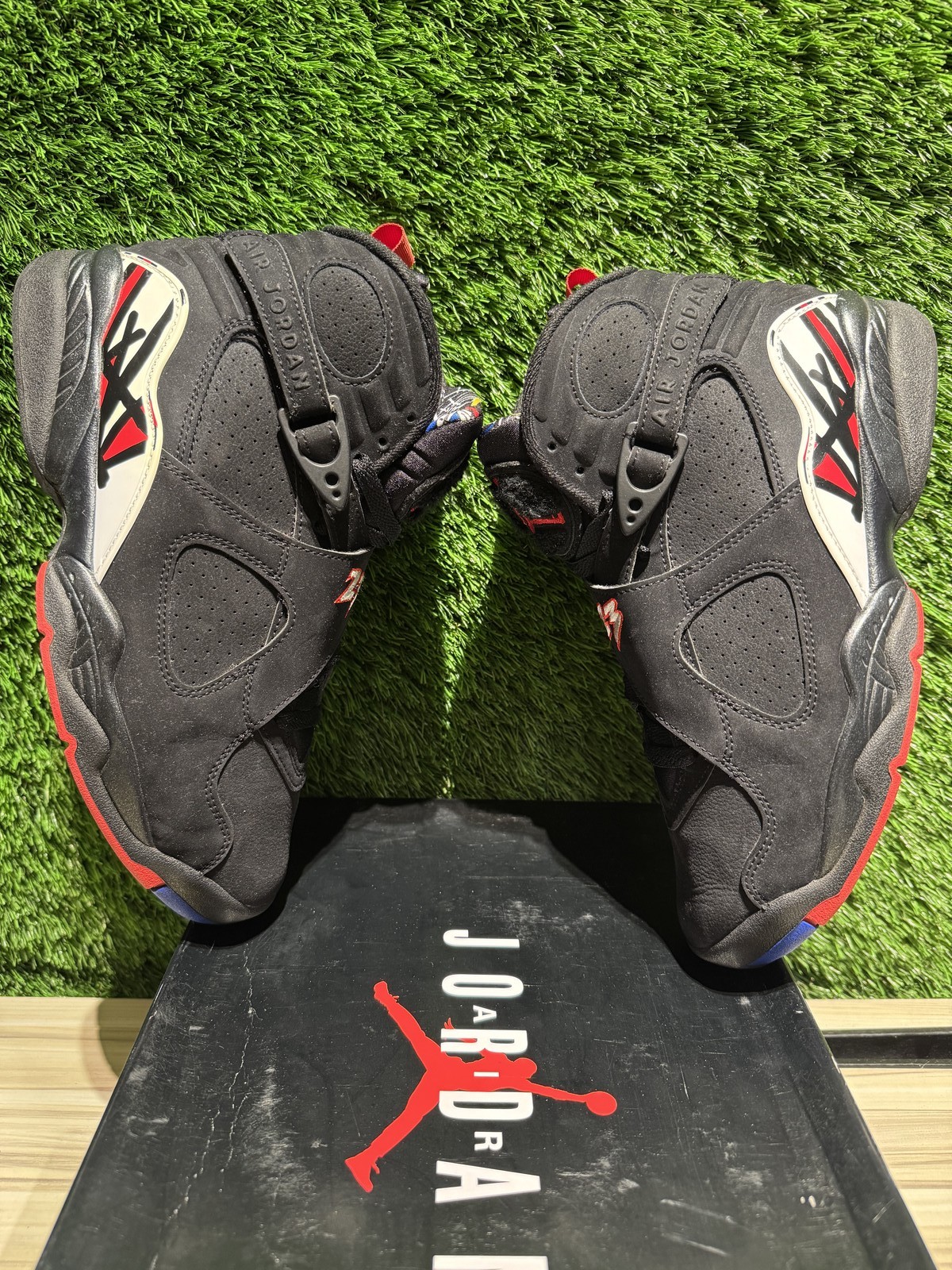 Size 7.5M/9W – Jordan 8 Retro Playoffs (2023) Sz 7.5M 305381-062 Pre-Owned