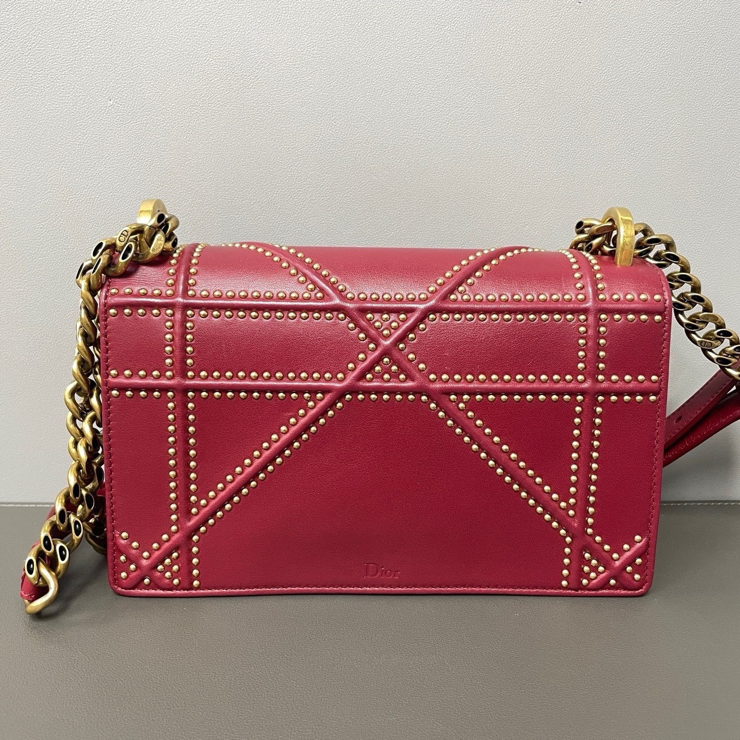 Dior Pre-Owned Authentic Chain Bag Burgundy 22*13*6.5 Free Tracked Shipping