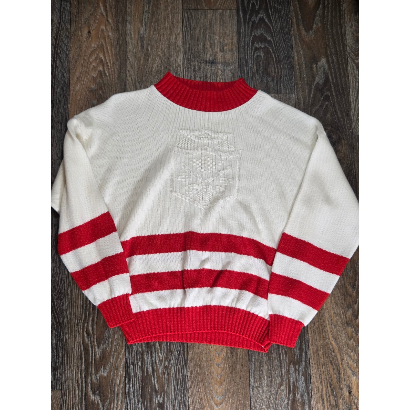Vintage Red White Striped Mock Neck Knit Sweater Textured Crest Nautical Retro