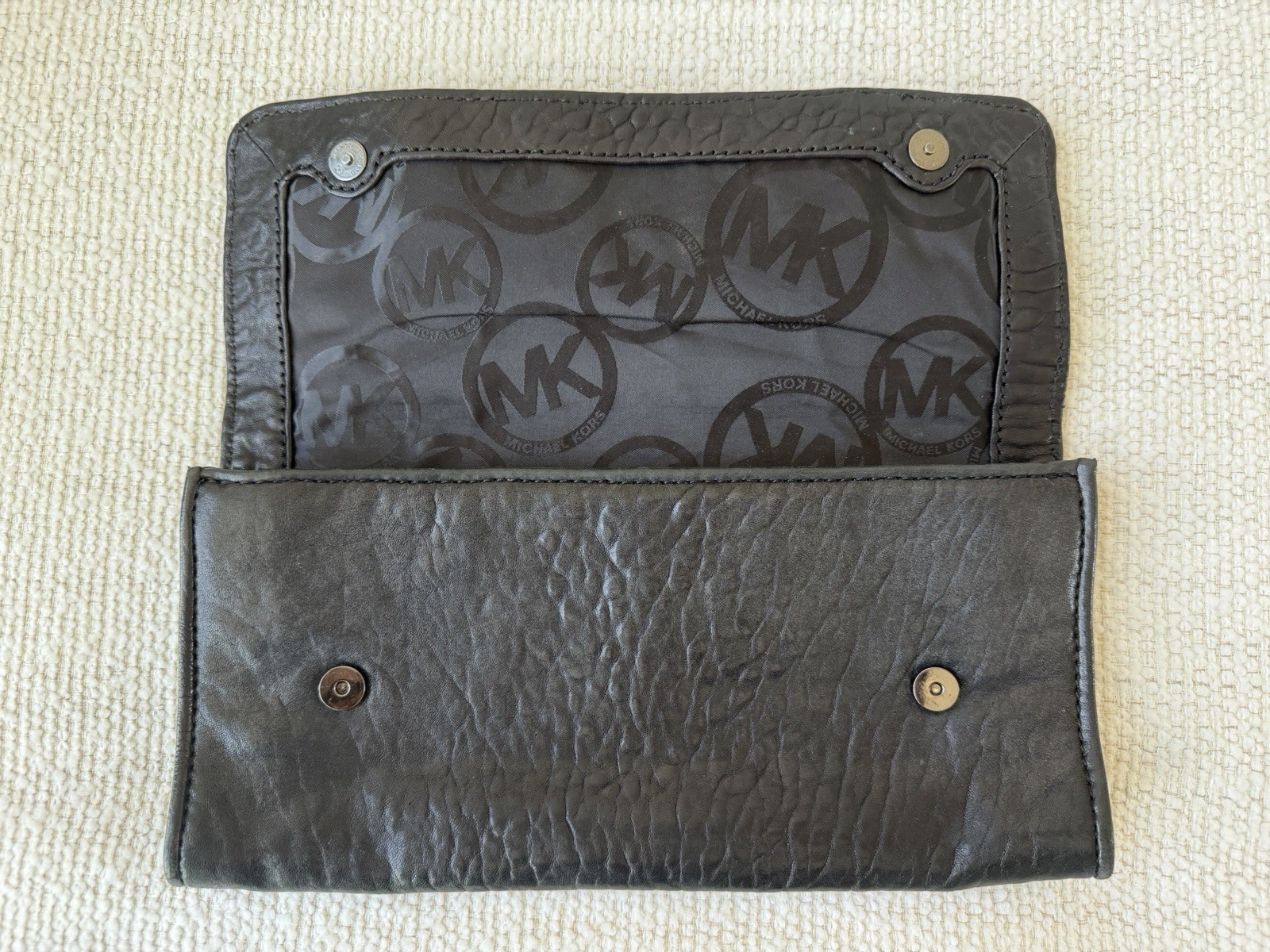 Michael Kors Black Logo Pebbled Clutch Wristlet Magnetic, Gunmetal Chain