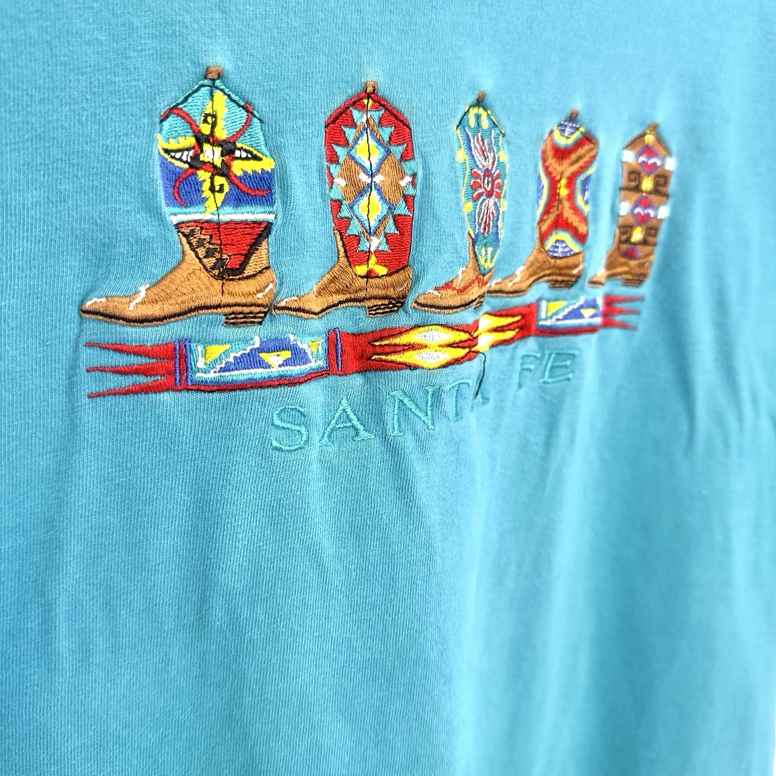 Vintage 90s Santa Fe New Mexico Embroidered Cowboy Boots T Shirt Large USA