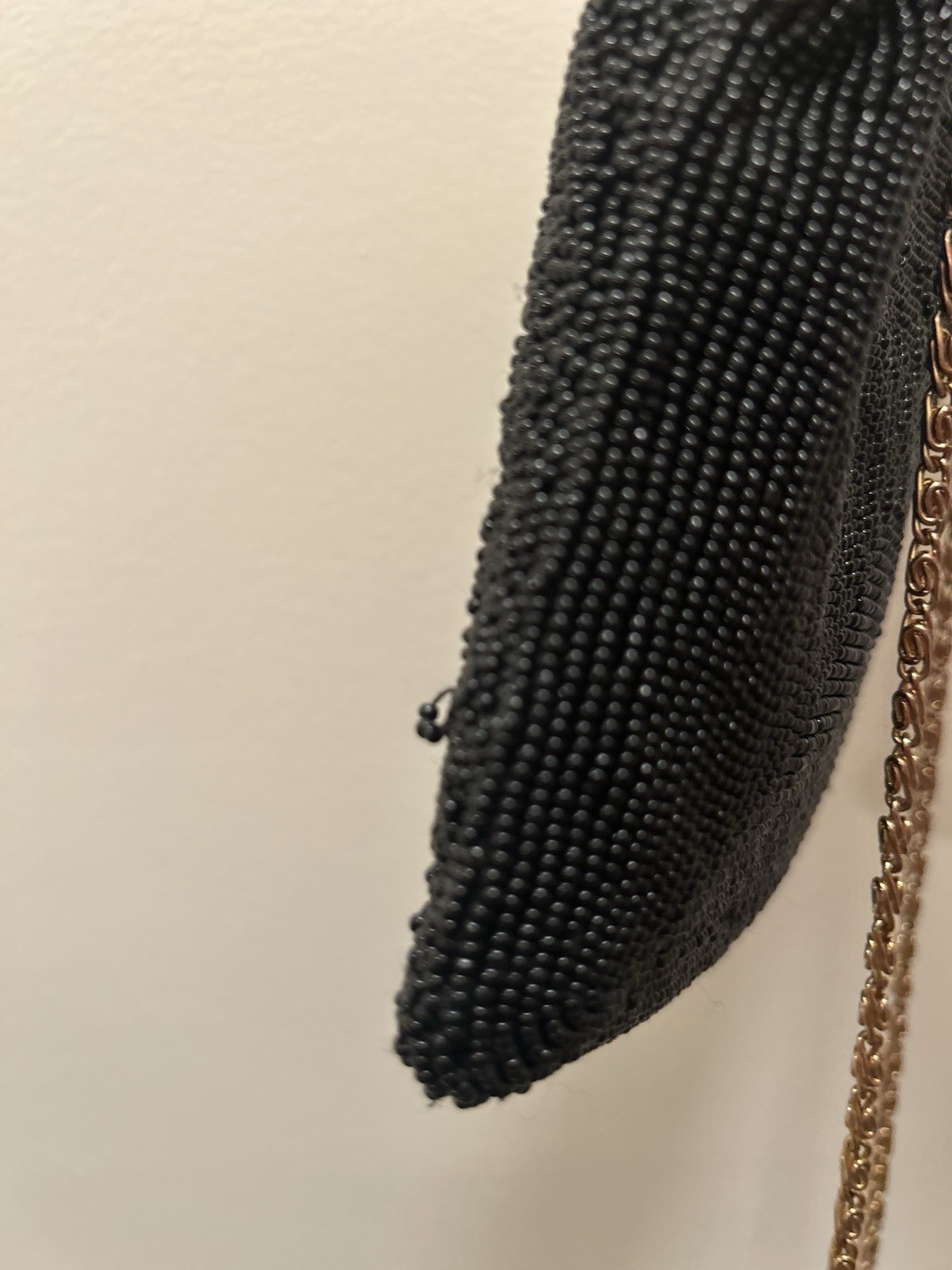 Vanessa Black Beaded Floral Shoulder Bag Kiss Lock Chain Strap Gold Hardware