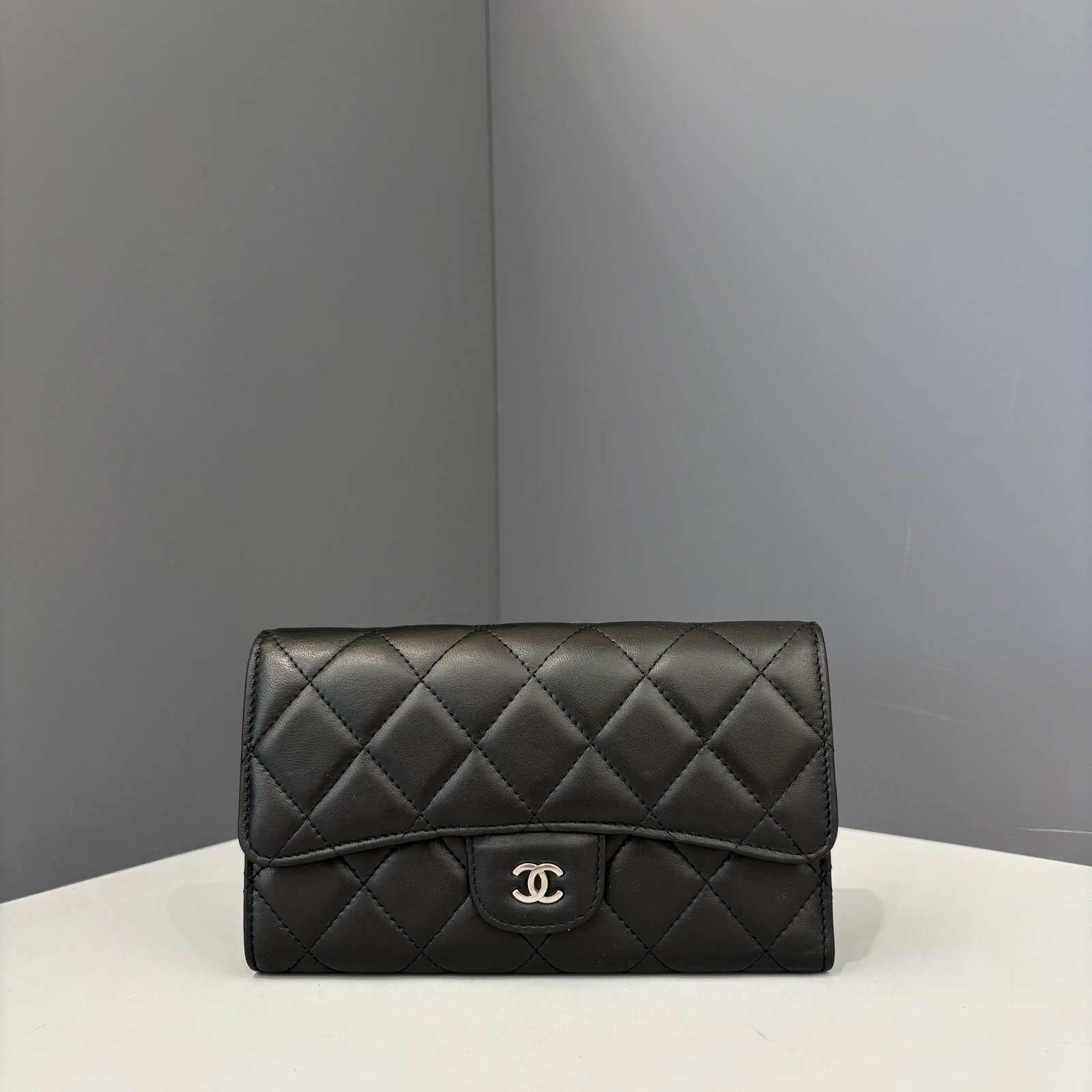 Chanel Classic Flap Continental Wallet Burgundy Black Lambskin (gv042426a1)