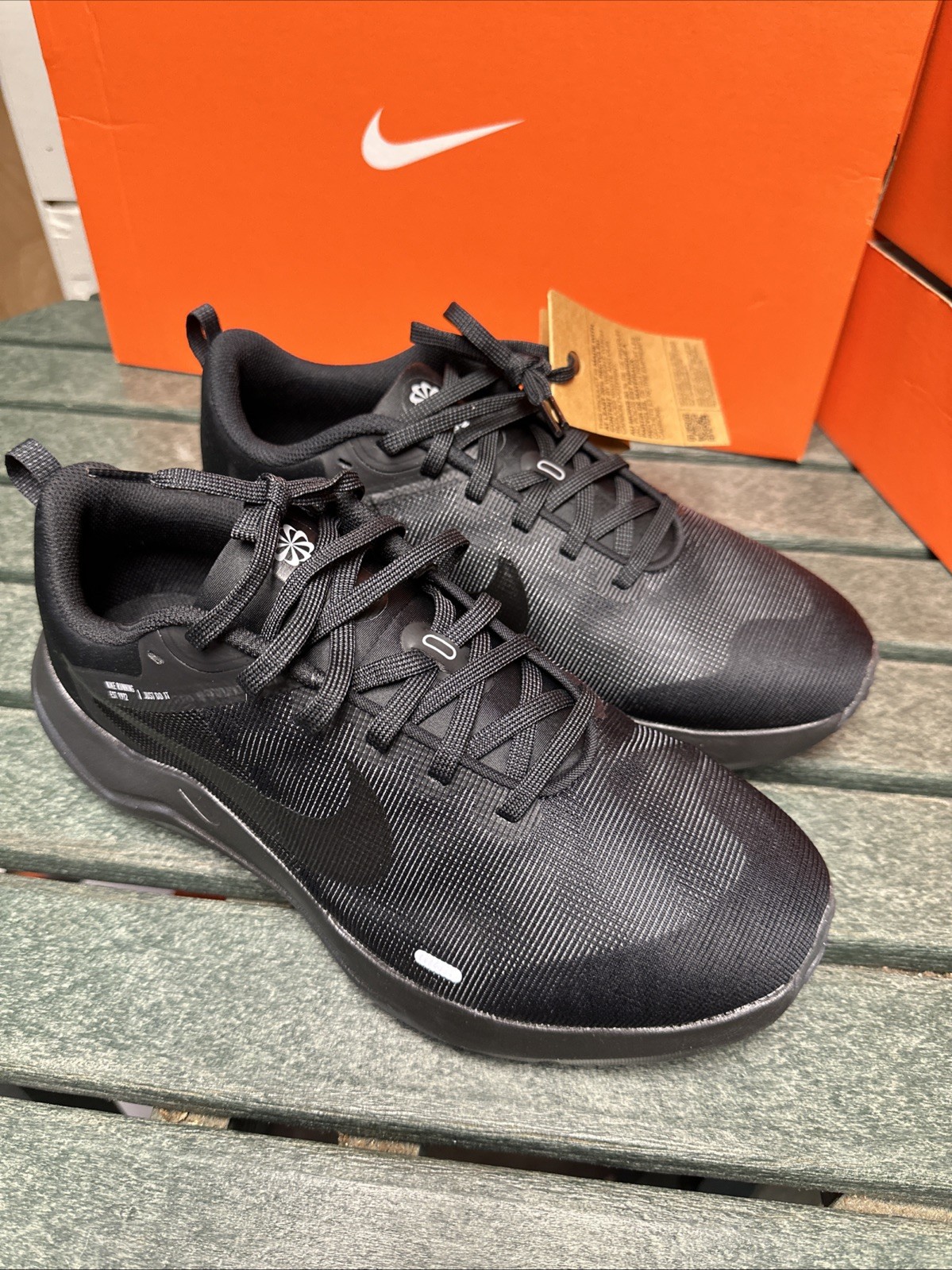 Nike Downshifter 12 ALL Black Particle Grey DM0919-002 Men’s New 10-11 WIDE 4E