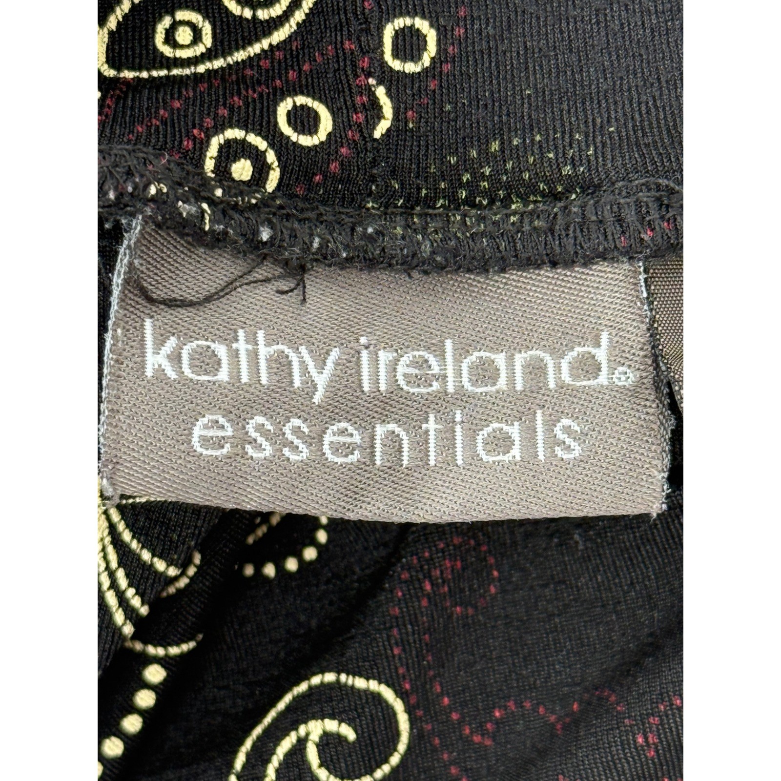 Kathy Ireland Essentials Womens Sz L Black Gold Paisley Floral Mock Neck Top USA