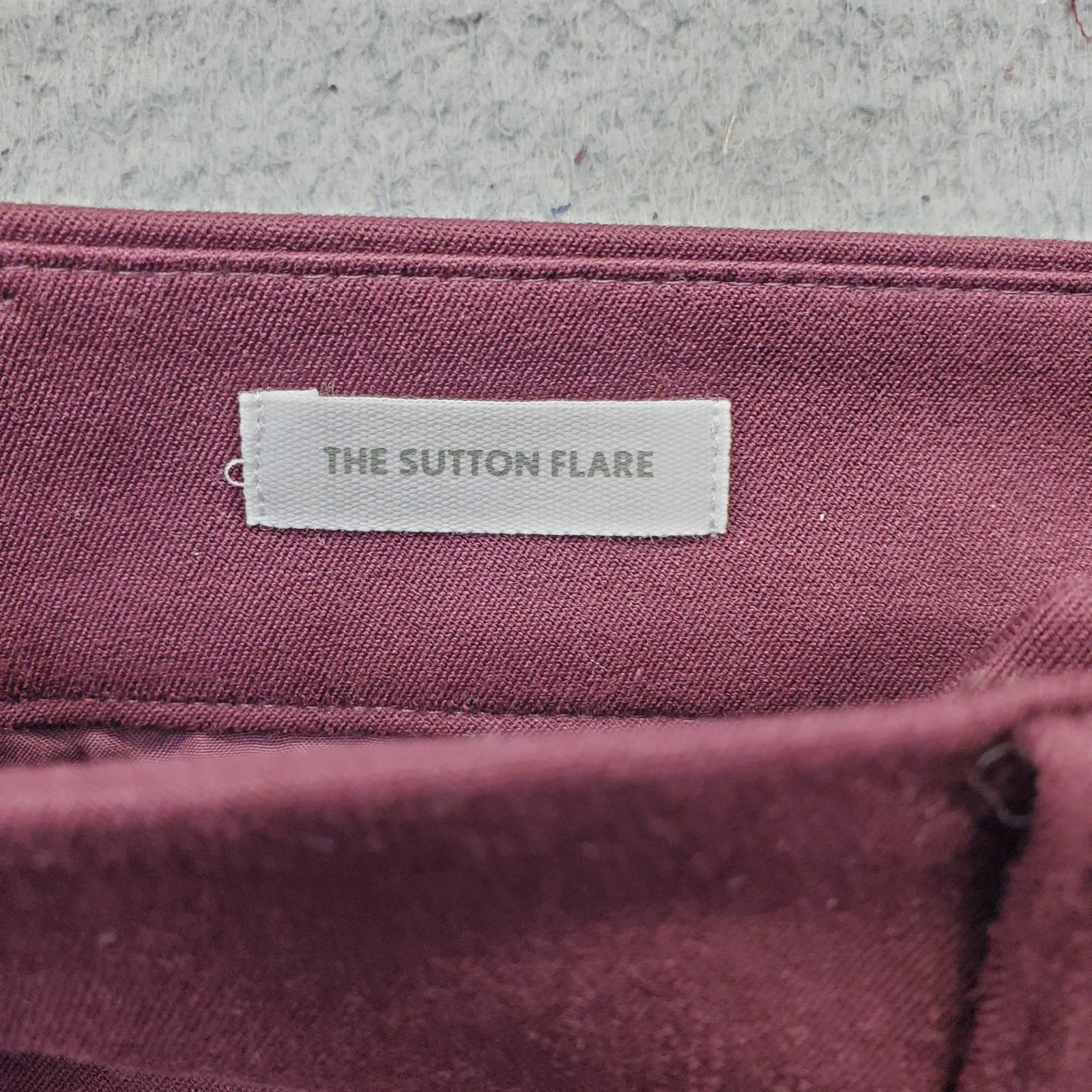LOFT The Sutton Ankle Flare Pants Womens 2 Burgundy Stretch Regular Flat Front