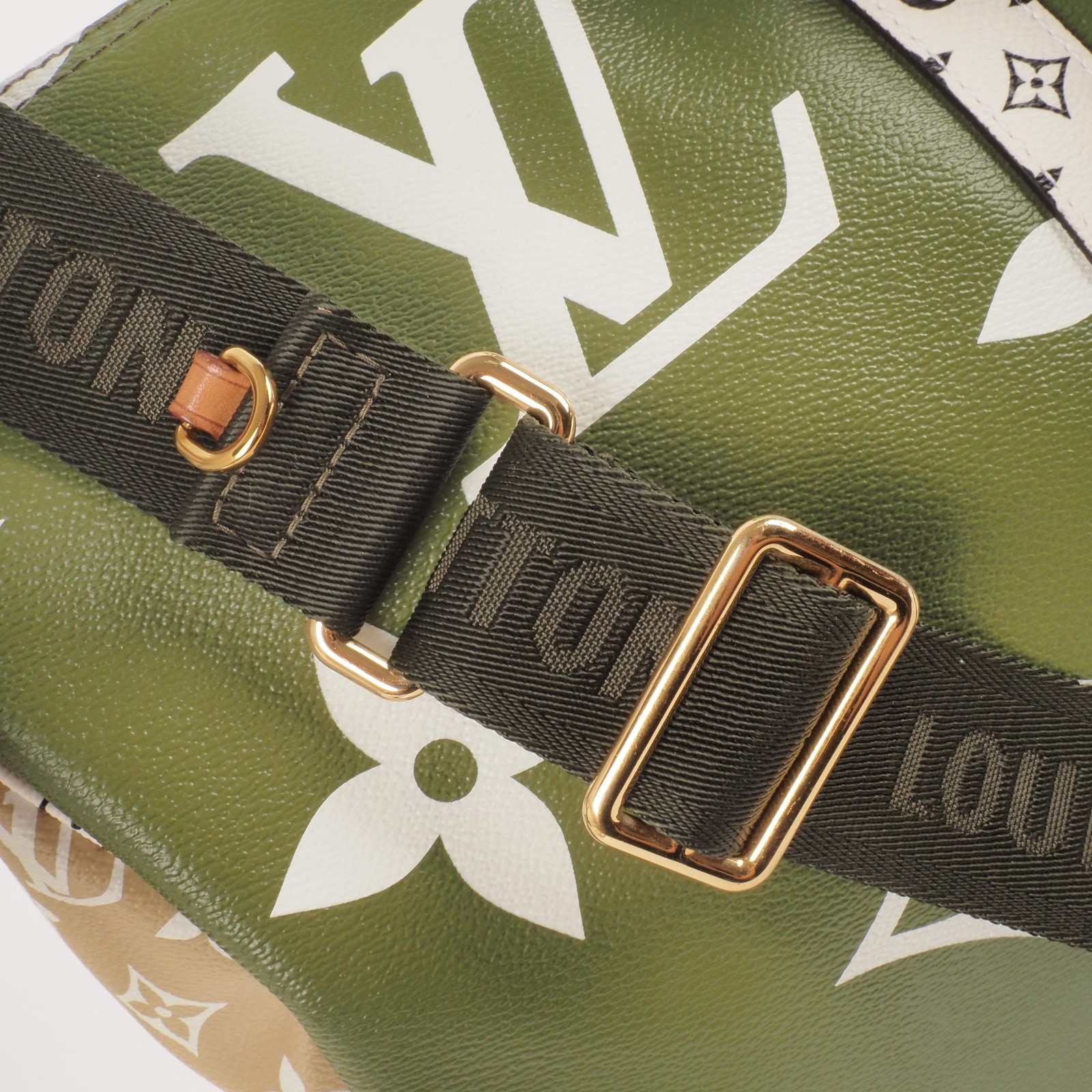 LOUIS VUITTON Keepall 50 Giant Mng Khaki/White M44590 Limited Bag OP: 3000€