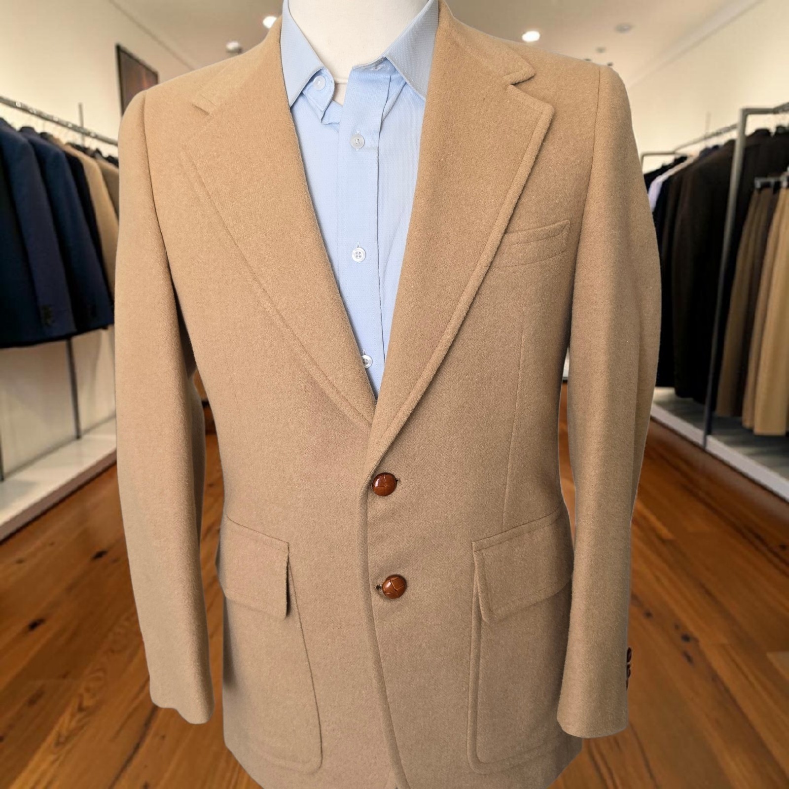 Vintage 1960s Tailored Camelhair Blazer 40r Full Canvas Patch Pocket Wide Lapel