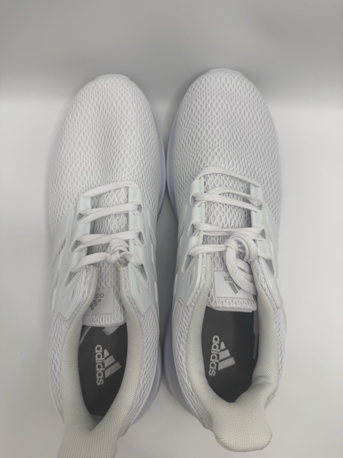 Adidas Mens Sz 11 Ultimashow FX3631 White Running Shoes Sneakers Athletic NWOB