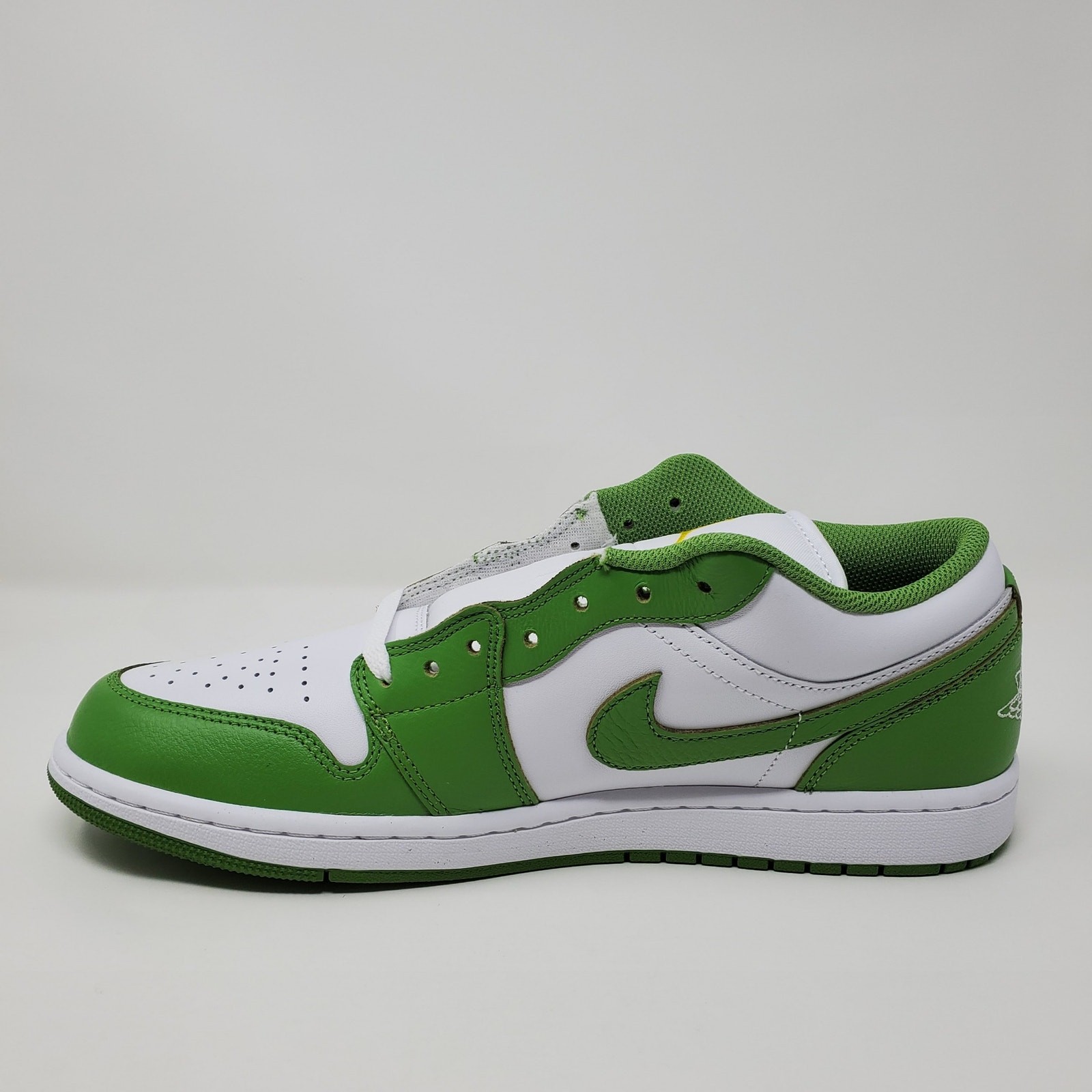 Nike Air Jordan 1 Low SE Shoes White Chlorophyll HF4823-100 Men’s Size 11.5