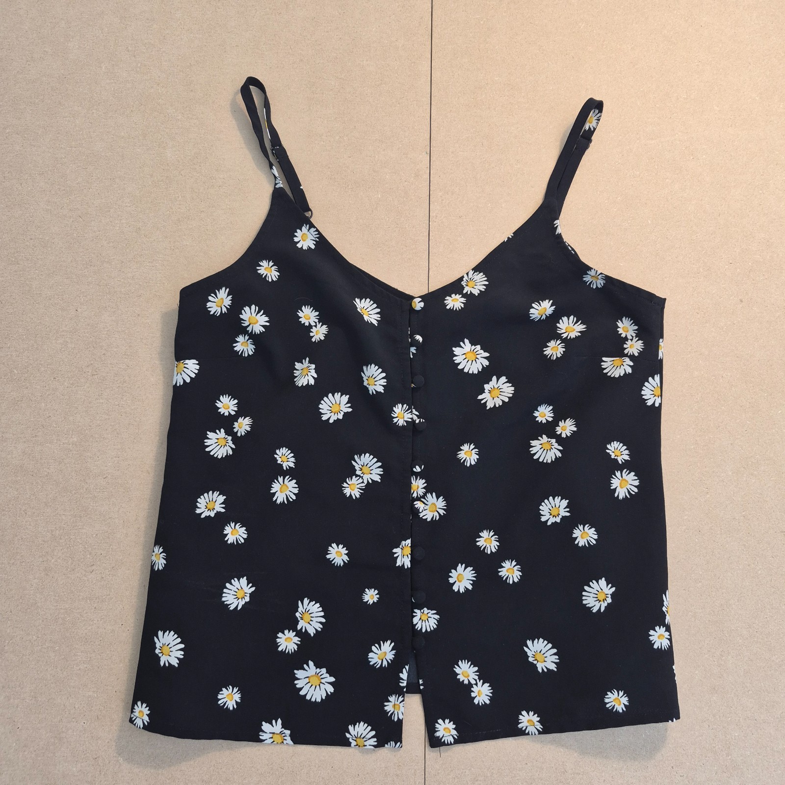 Women’s Black Daisy Floral Cami Top Adjustable Straps Button Front Size XS