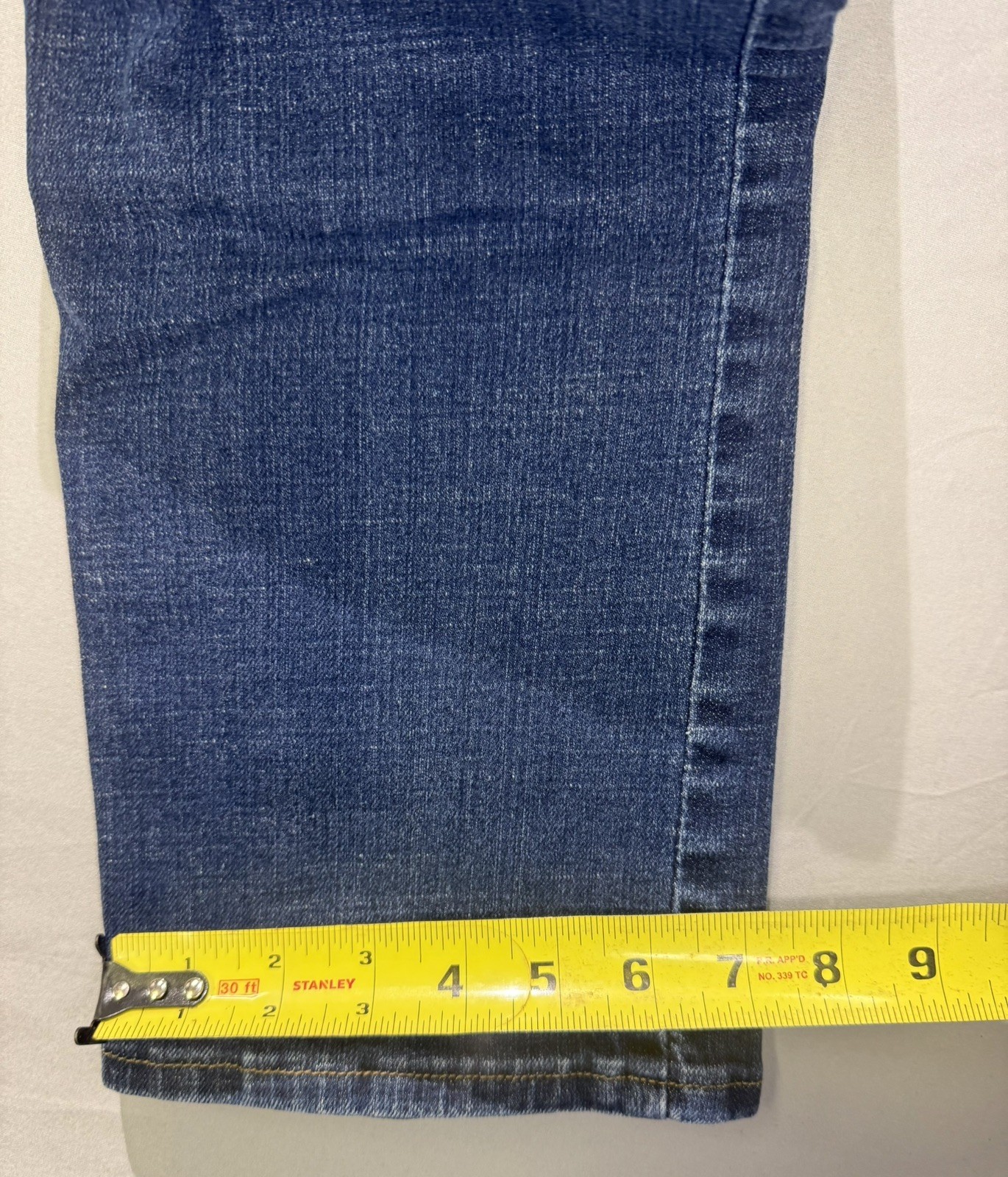 Levi’s 505 Jeans Women’s Blue Straight Leg Dark Wash Size 6