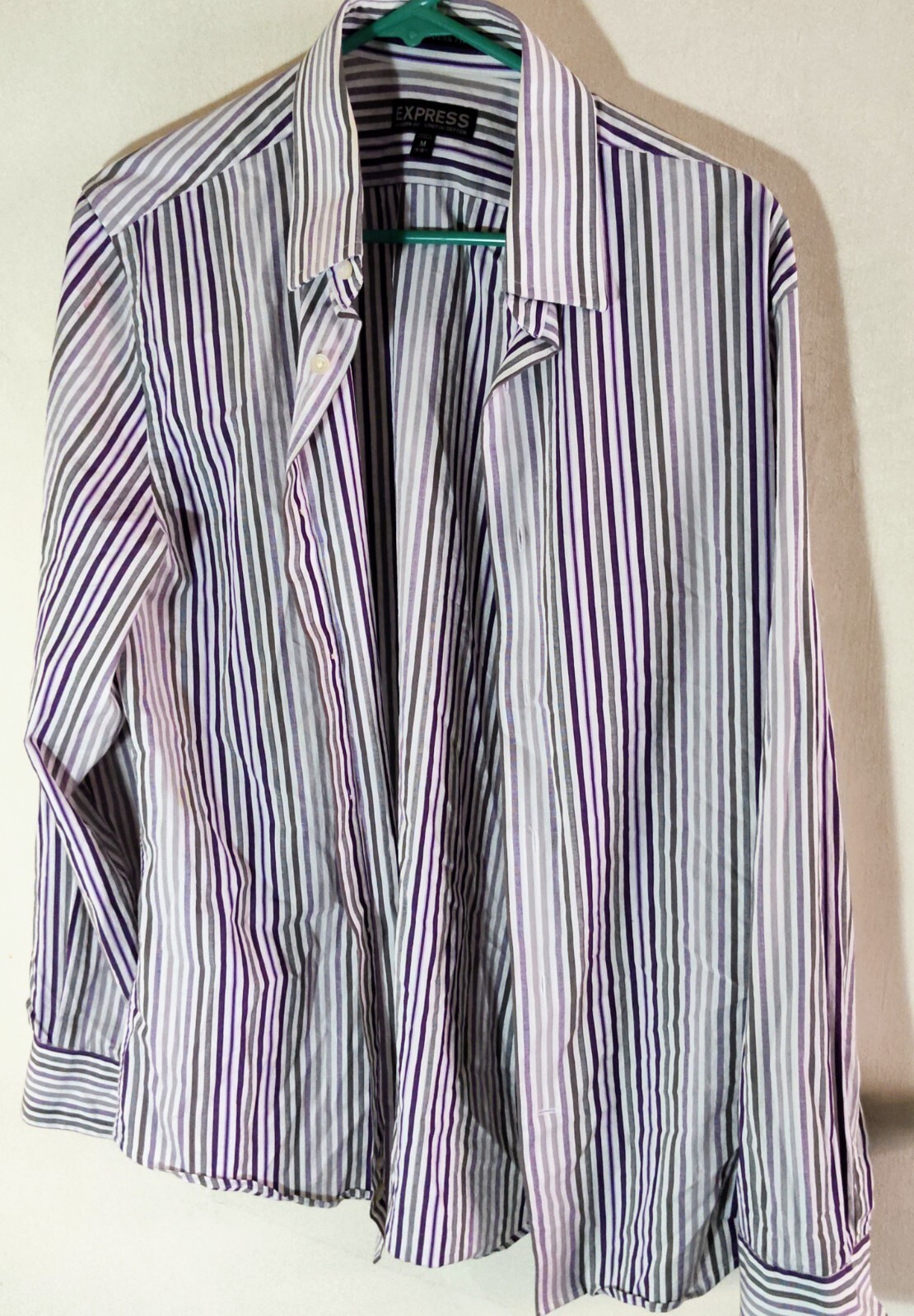 Express Men’s White With Multi Color Stripes Size M 15-15 1/2 Dress Shirt.