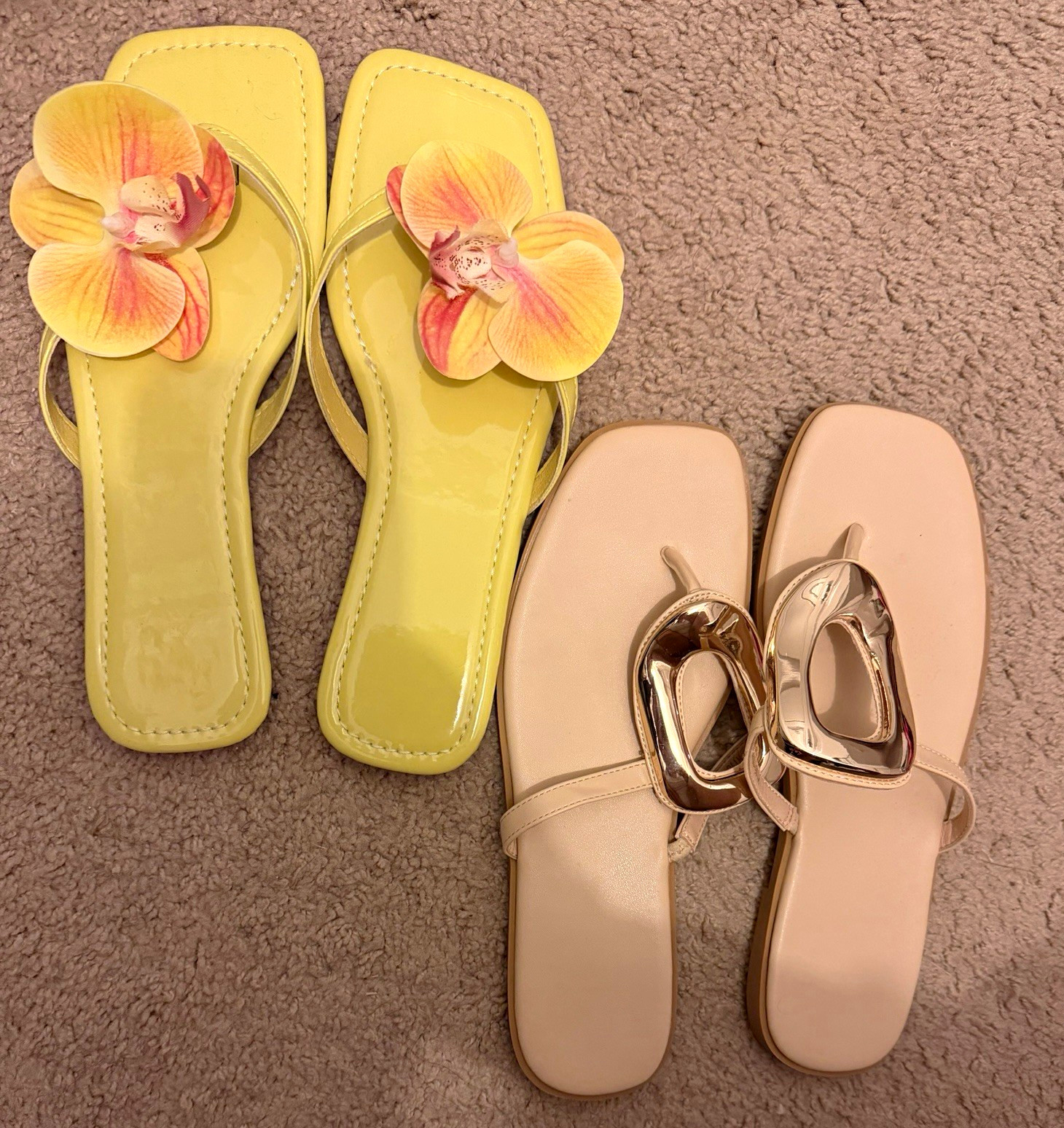 Women’s Slide Sandals Lot Size 9 Yellow/Beige Faux Leather Flower Buckle