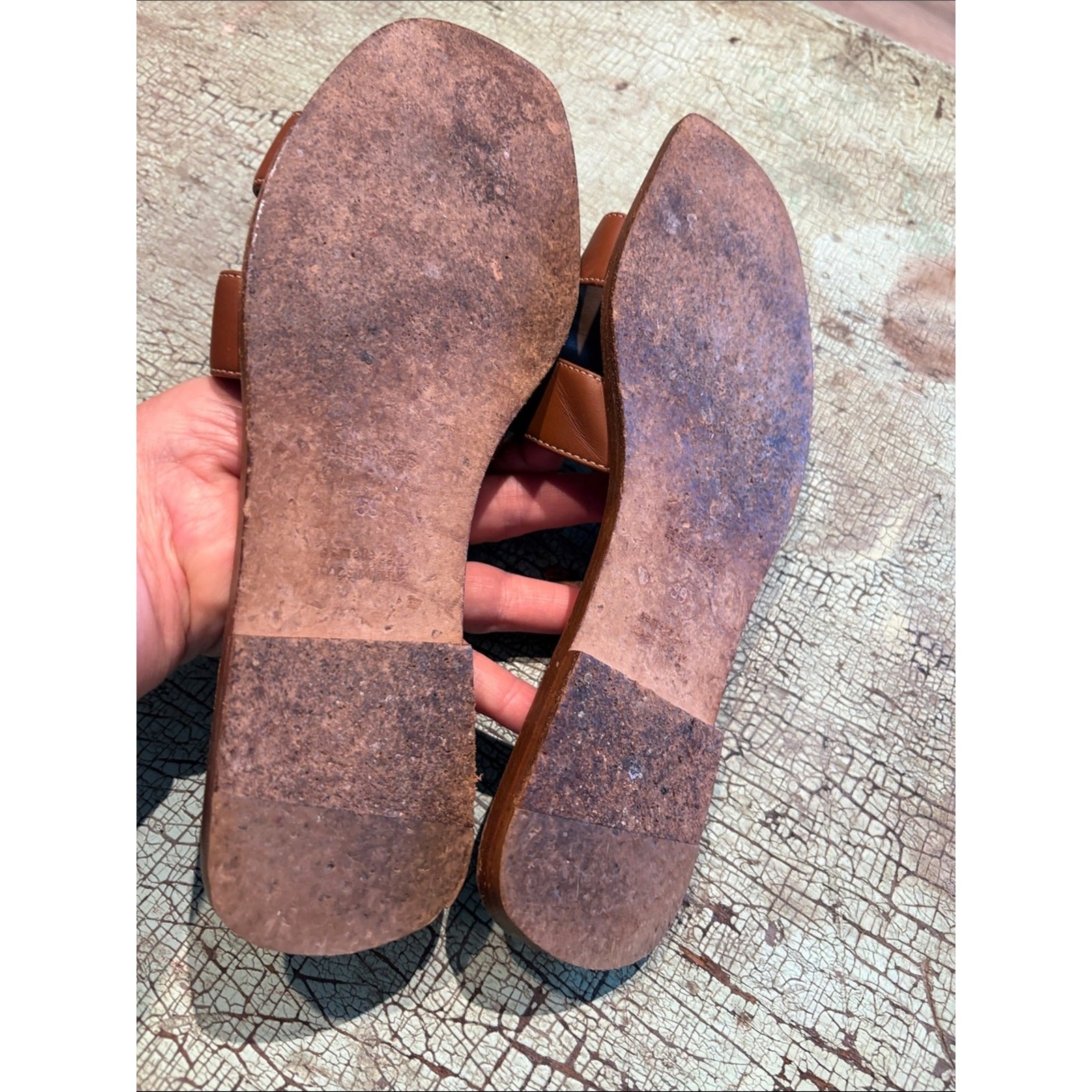 Hermès Oran Sandals Gold Brown Leather Slides EU 39 Authentic w Invoice