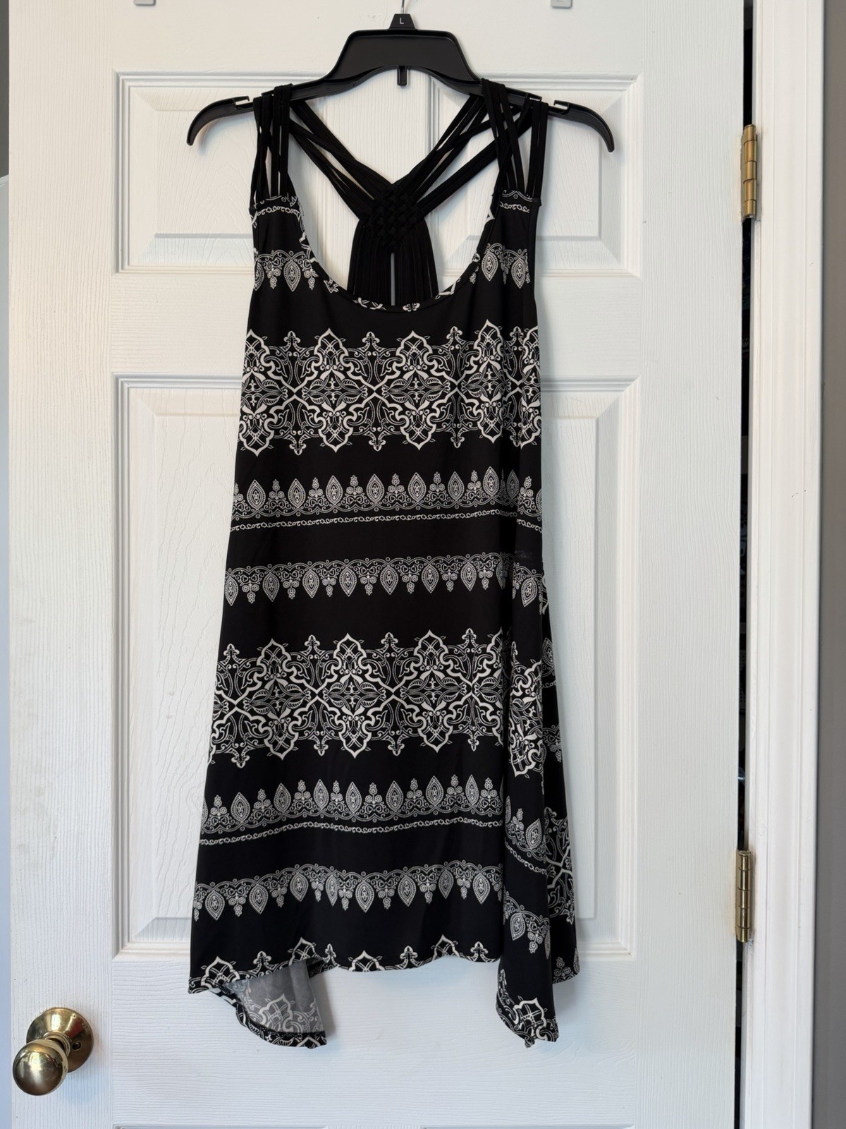 a.n.a black white geometric strappy beach coverup short dress L NWT